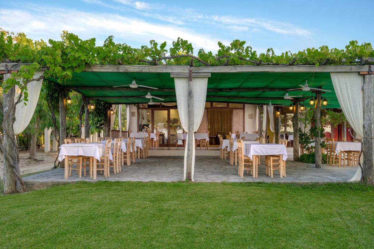 outdoor BBQ area
