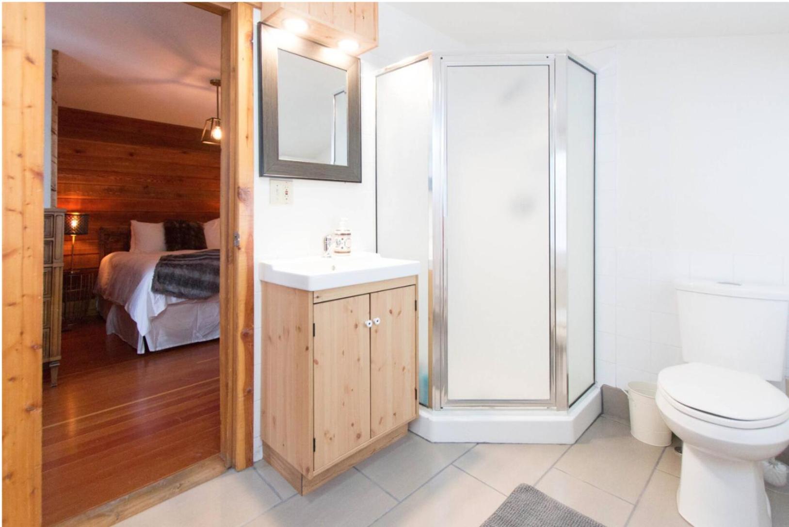 Rocky Mountain Retreat- Enormous House Sleeps 23