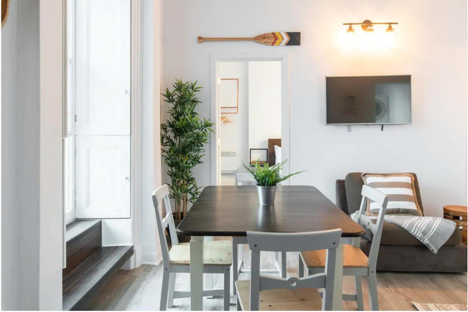 North House - Des Remparts- 2-bed with great views, terrace