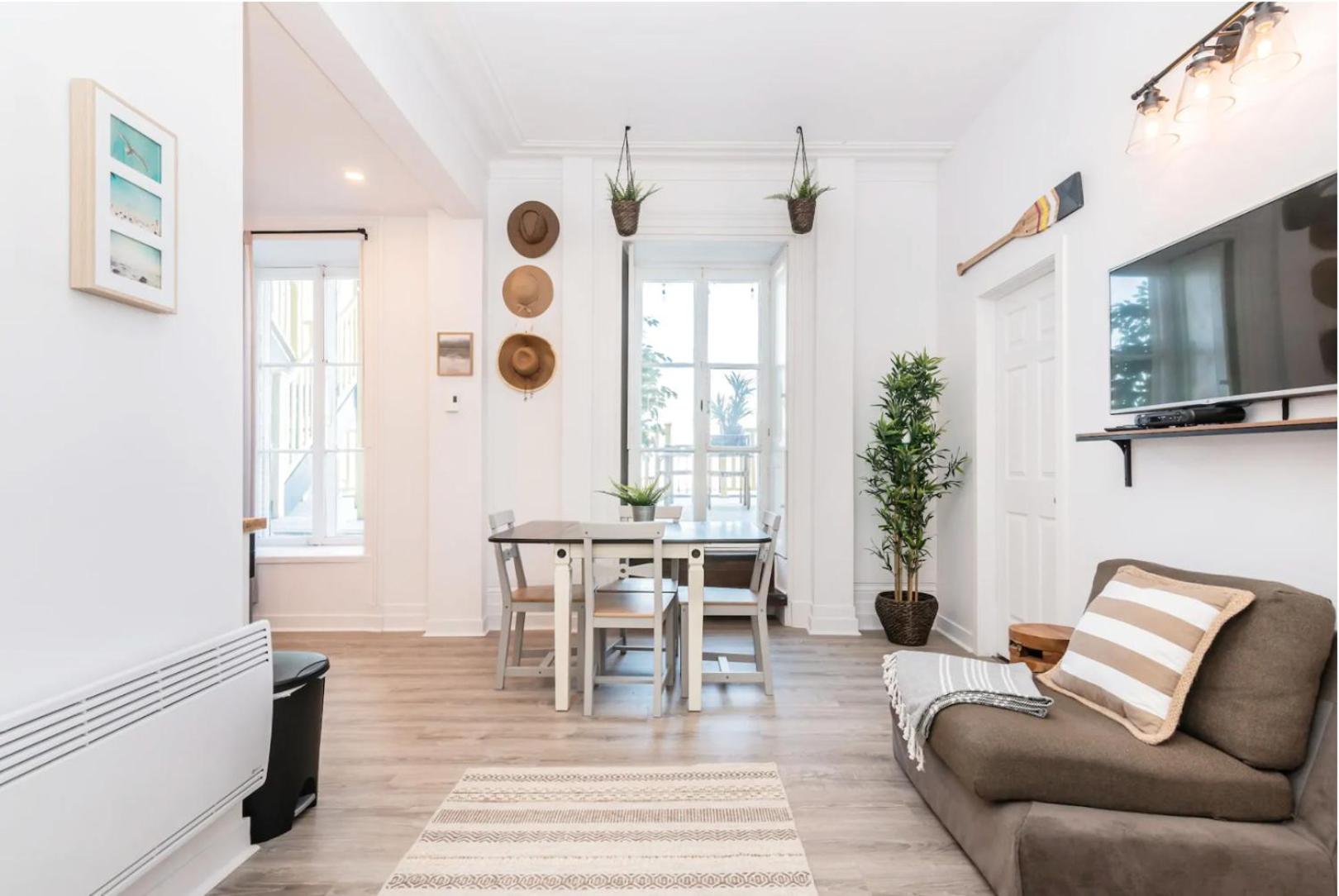 North House - Des Remparts- 2-bed with great views, terrace