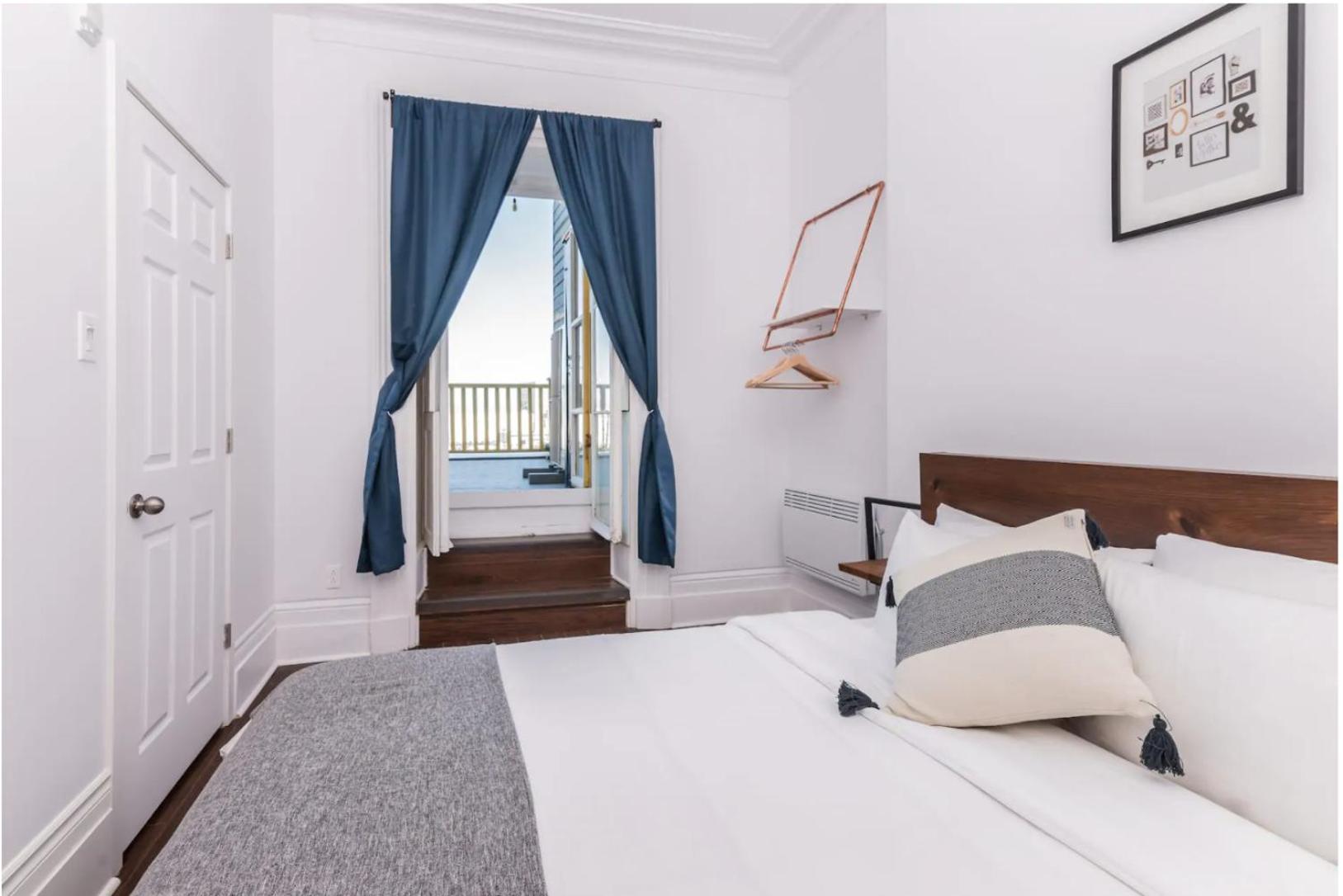 North House - Des Remparts- 2-bed with great views, terrace