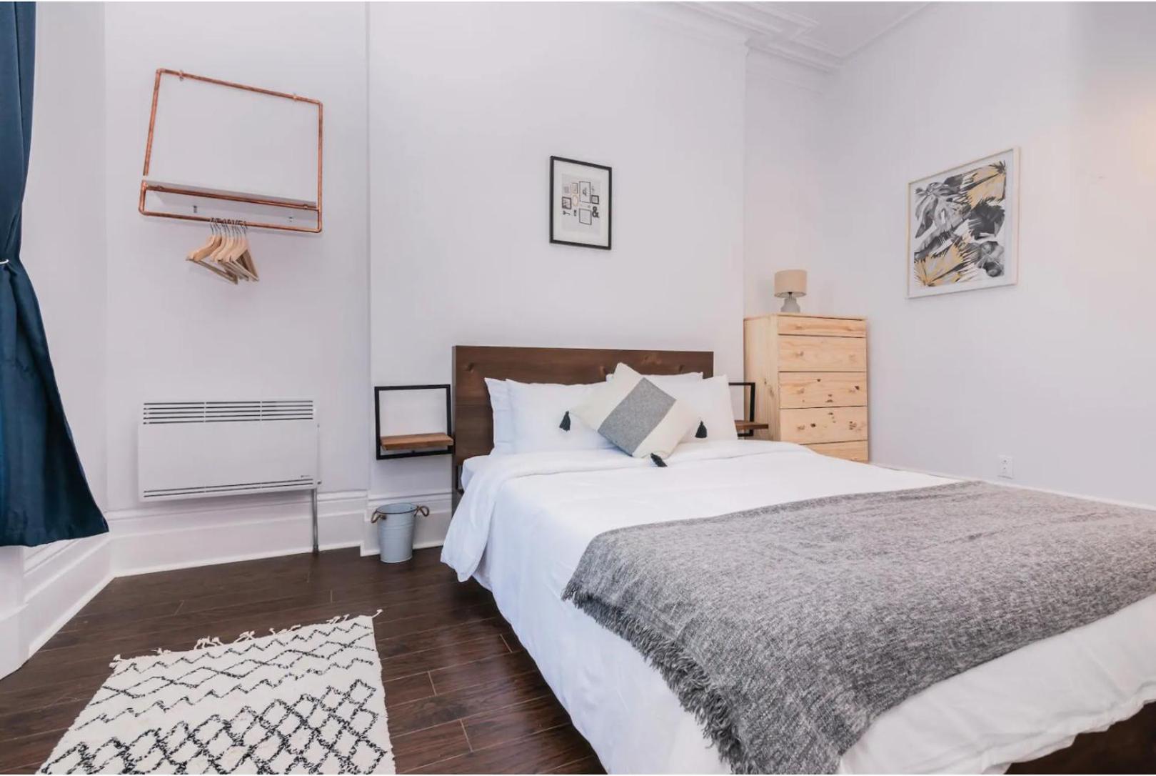 North House - Des Remparts- 2-bed with great views, terrace