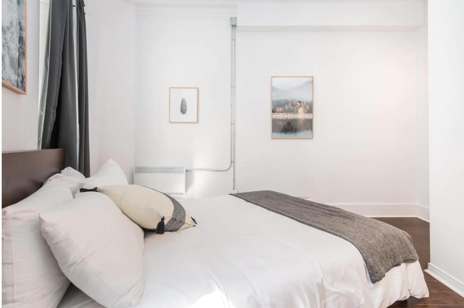 North House - Des Remparts- 2-bed with great views, terrace