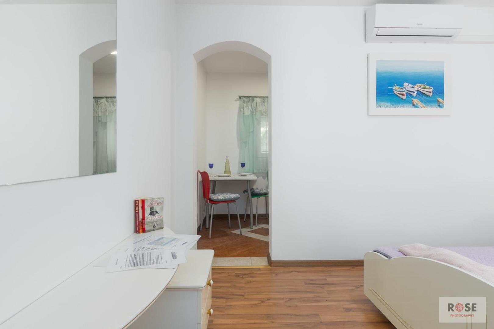 Apartment Laureta view 5