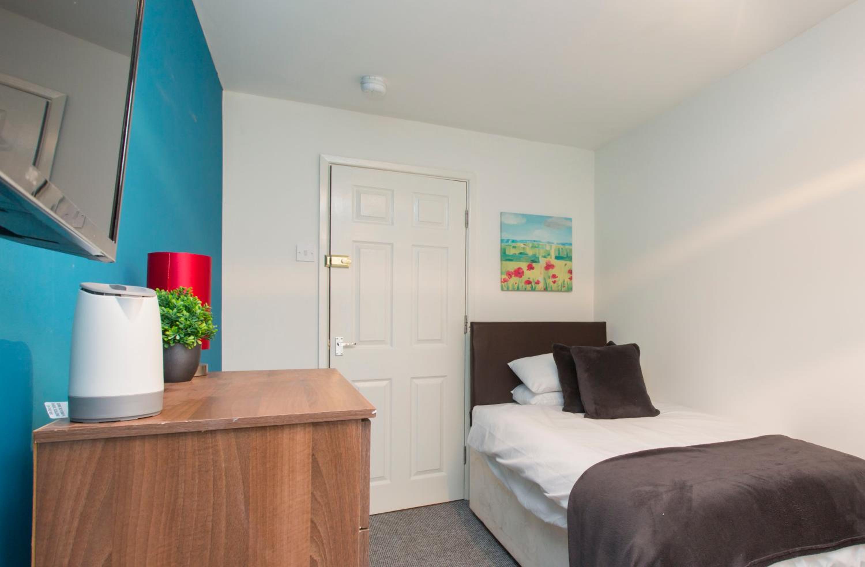 hotel room