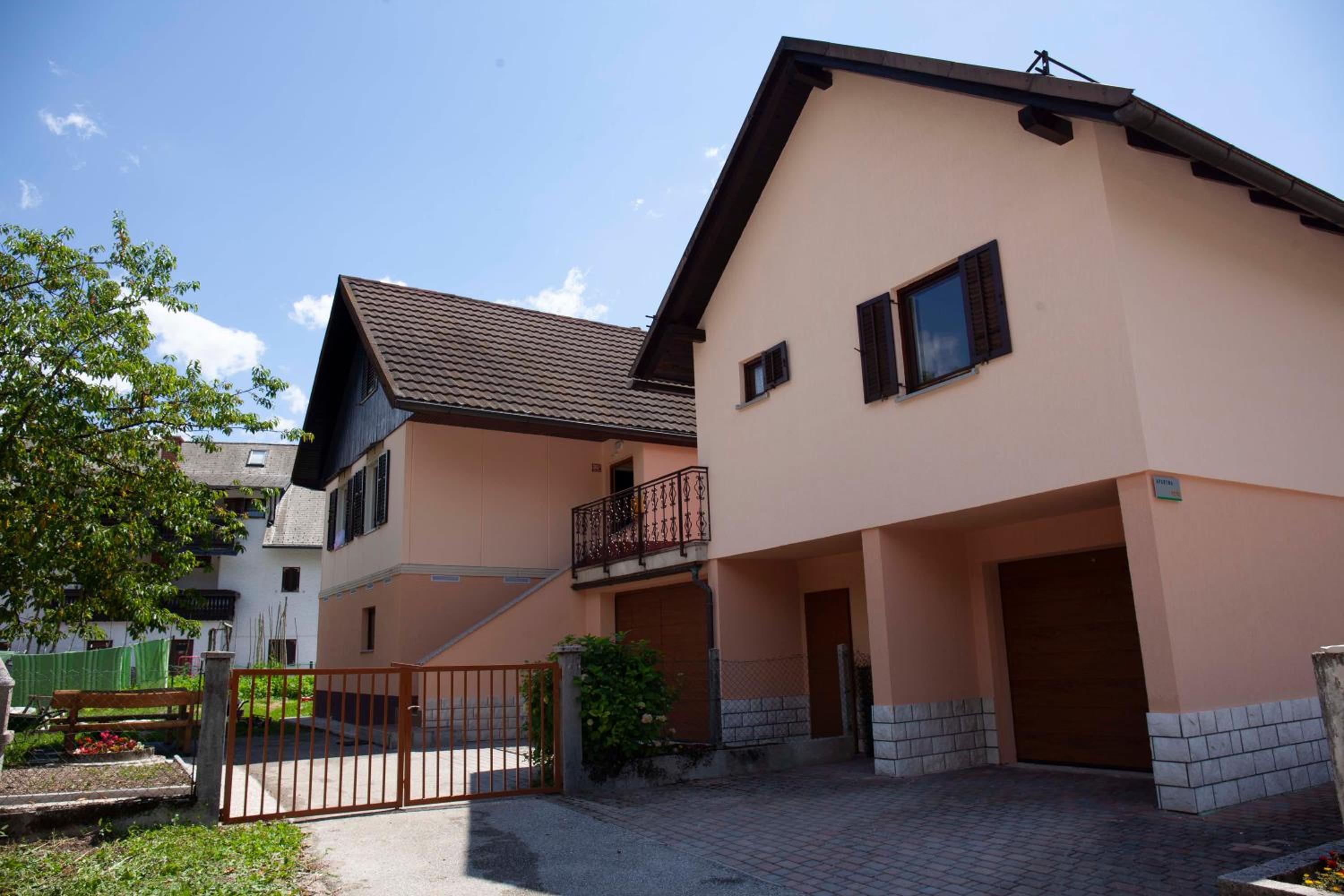 Apartma Lesjak 1 view 4