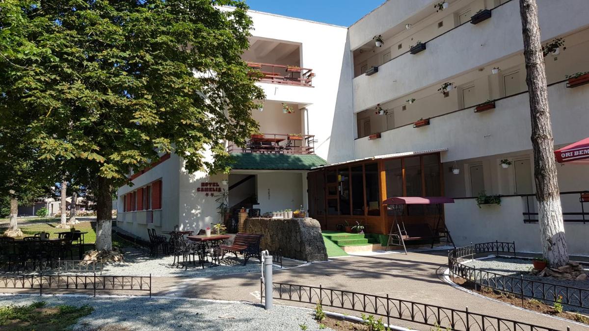 Hotel Camelia - Image 1