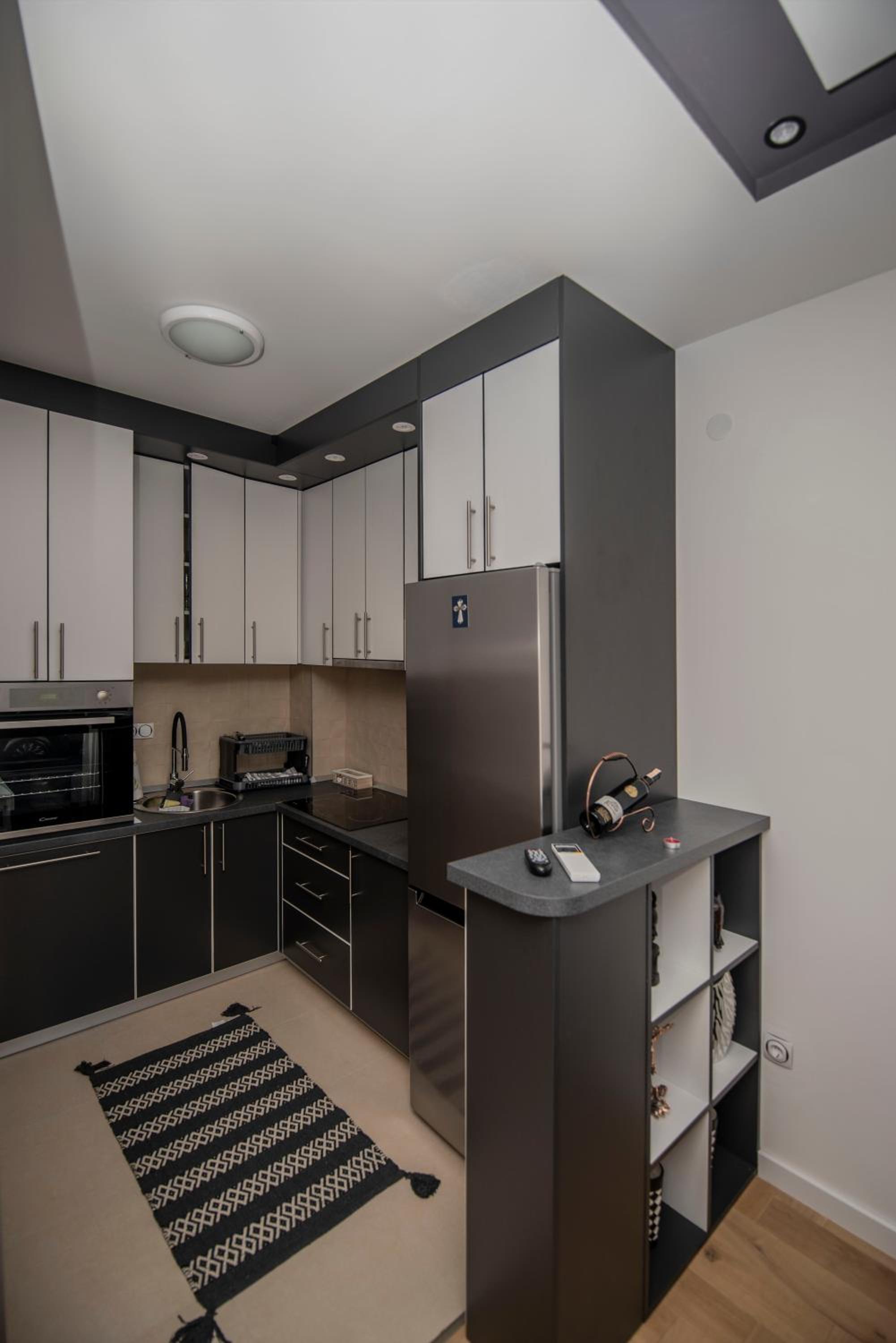 Apartment M