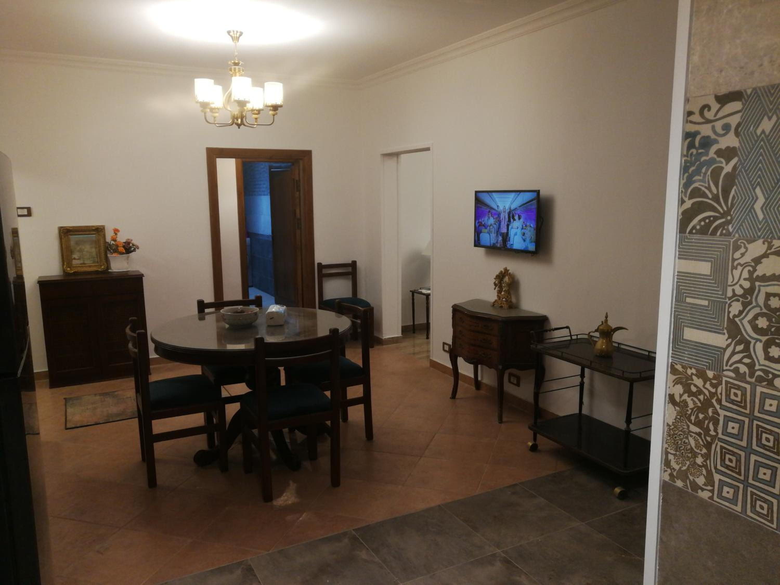 Three bedrooms apartment Nile view maadi