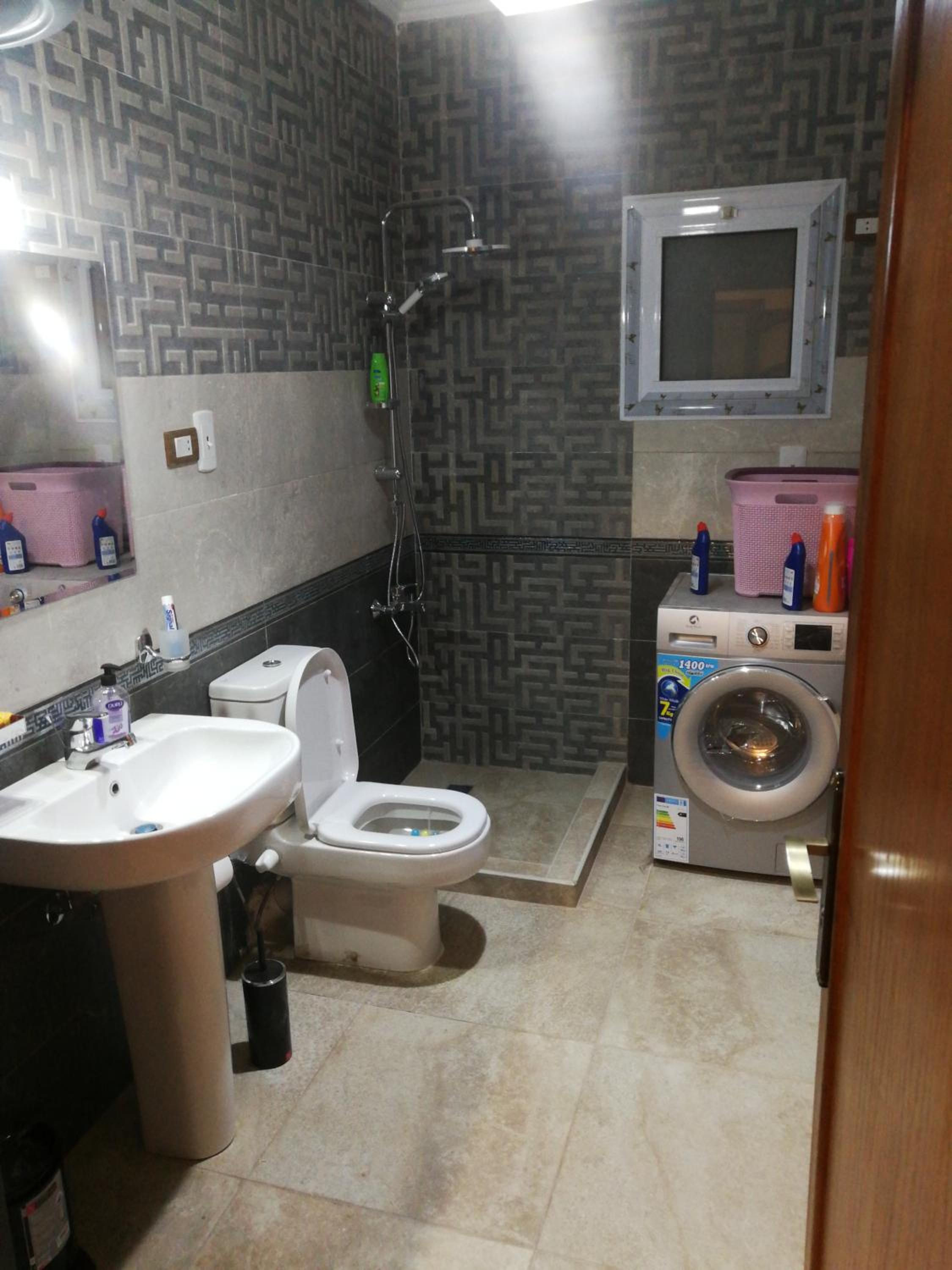 Three bedrooms apartment Nile view maadi