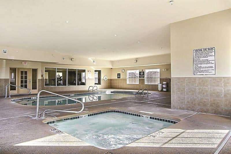 Hobbs Vacations - La Quinta by Wyndham Hobbs - Property Image 3