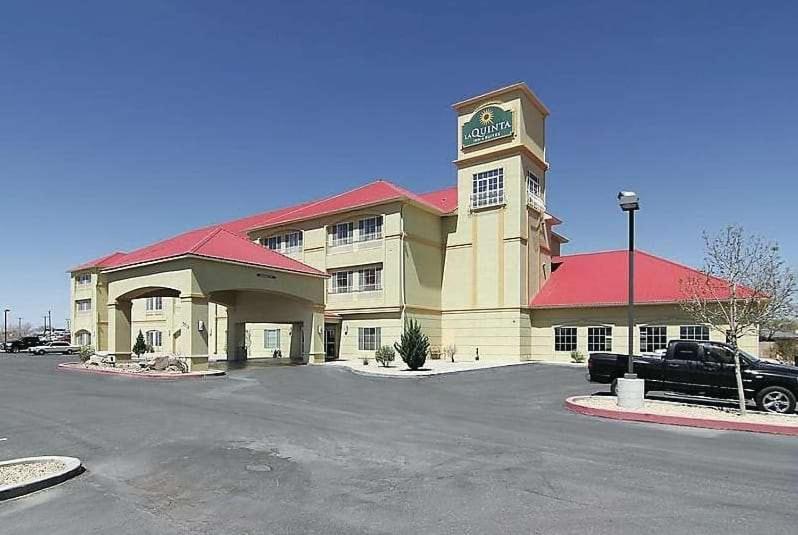 Hobbs Vacations - La Quinta by Wyndham Hobbs - Property Image 2