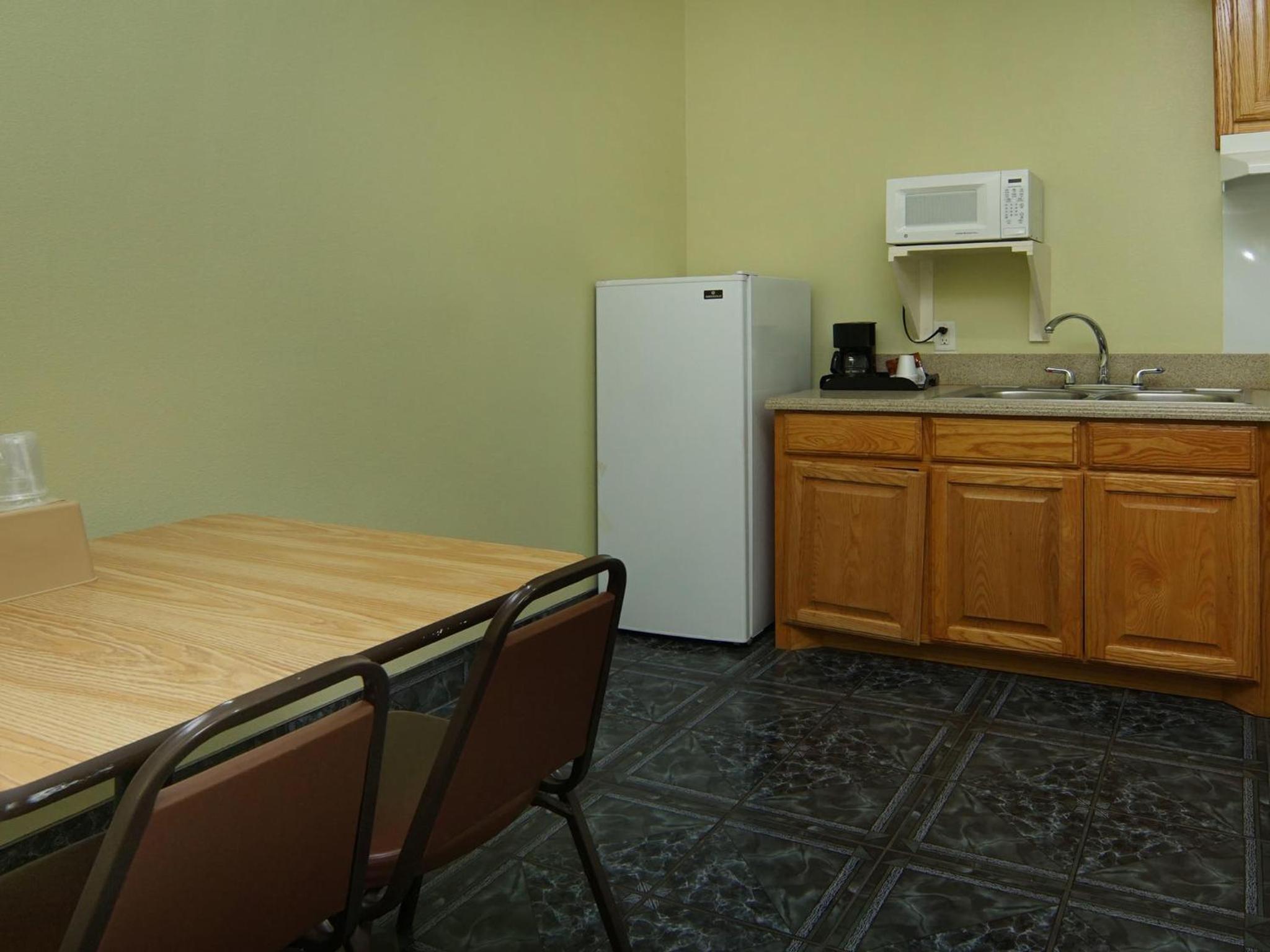 Quality One Motel