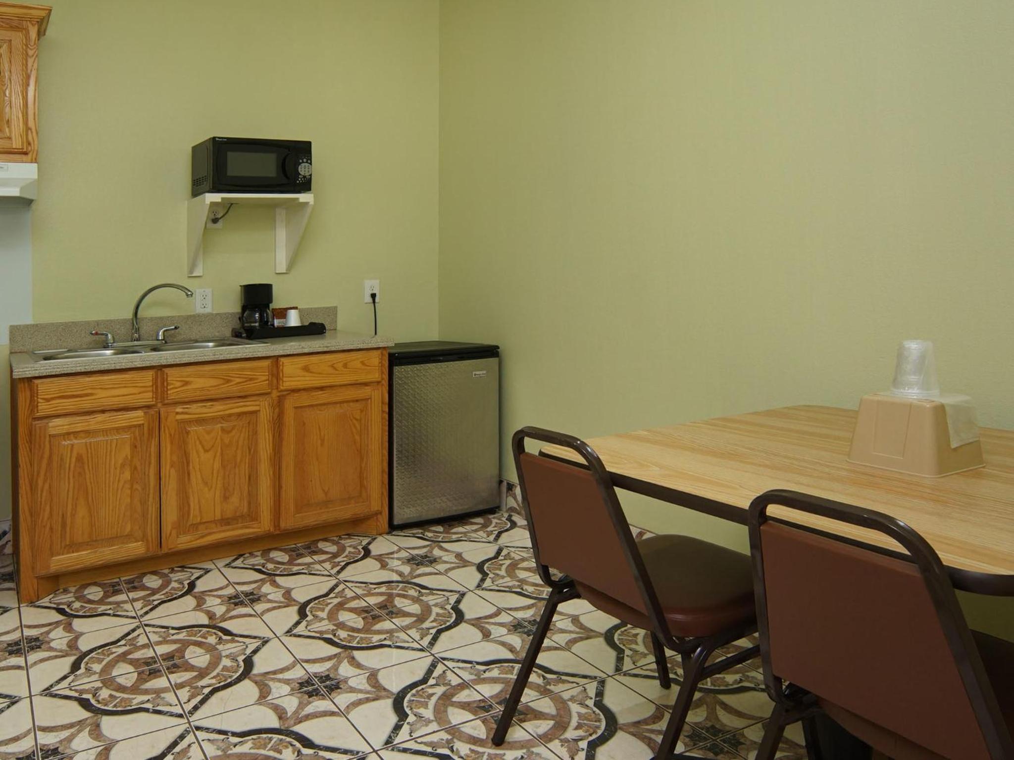 Quality One Motel