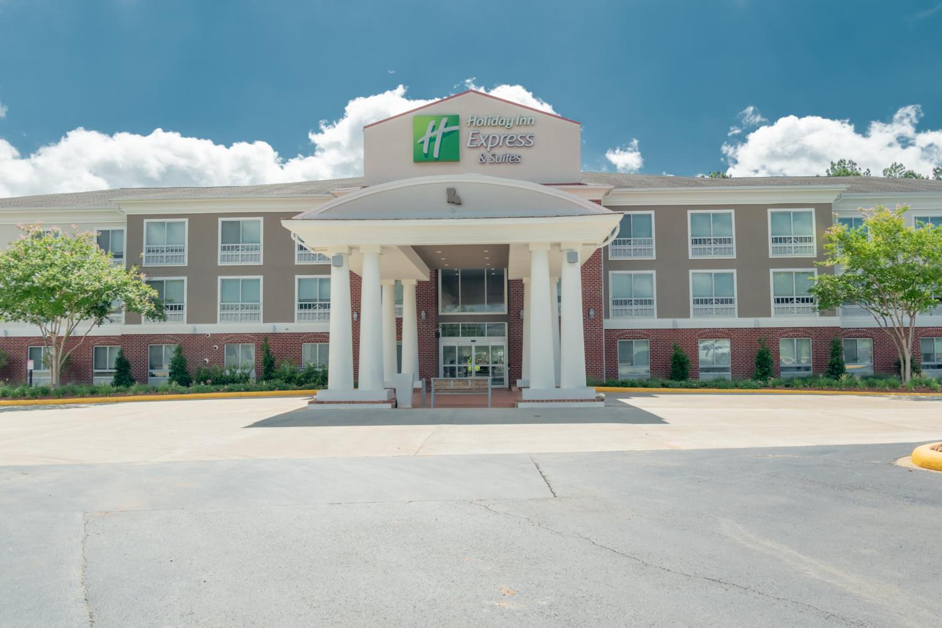 Natchitoches Vacations - Holiday Inn Express Hotel and Suites Natchitoches, an IHG Hotel - Property Image 1