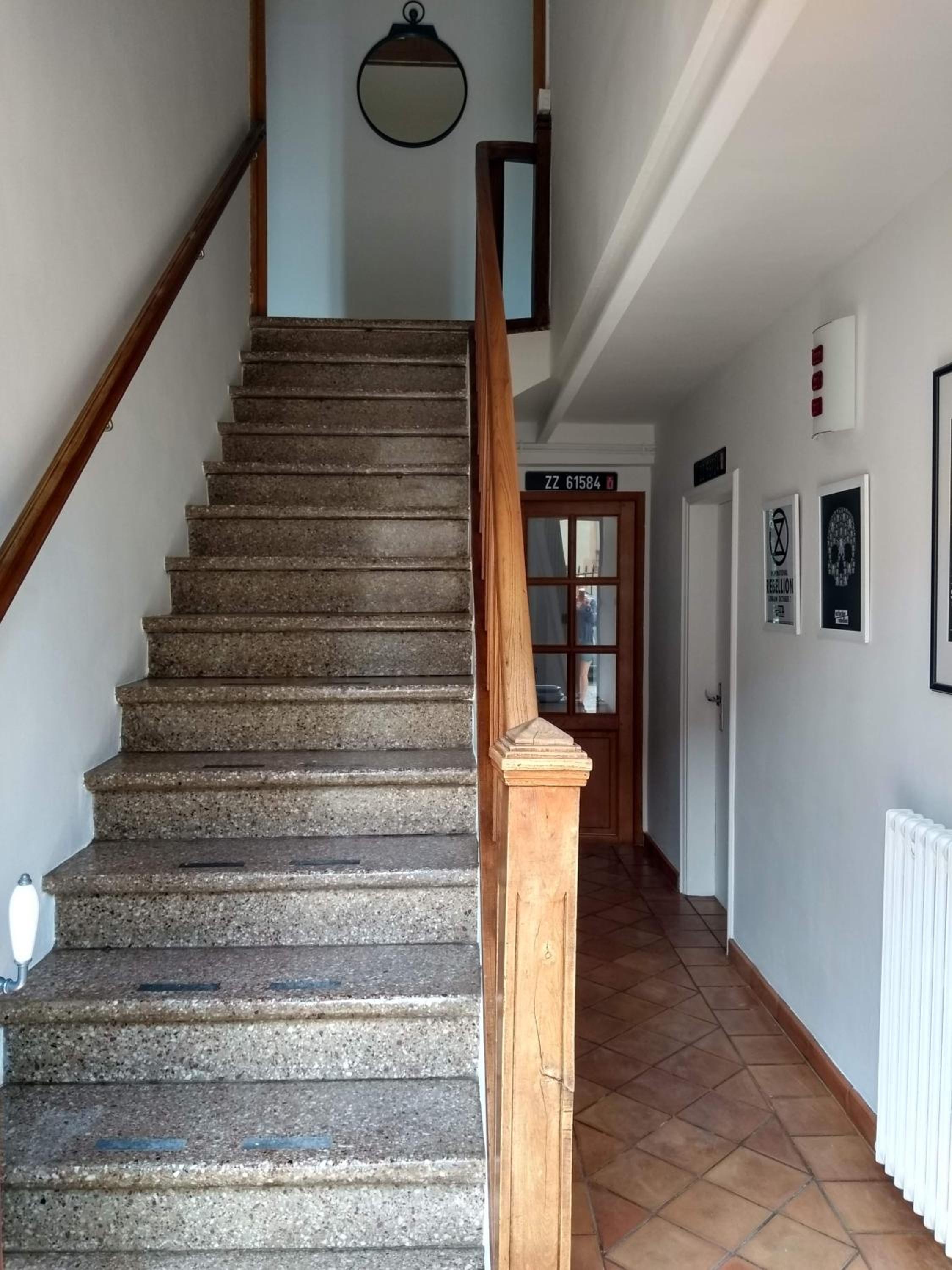 Photo 42