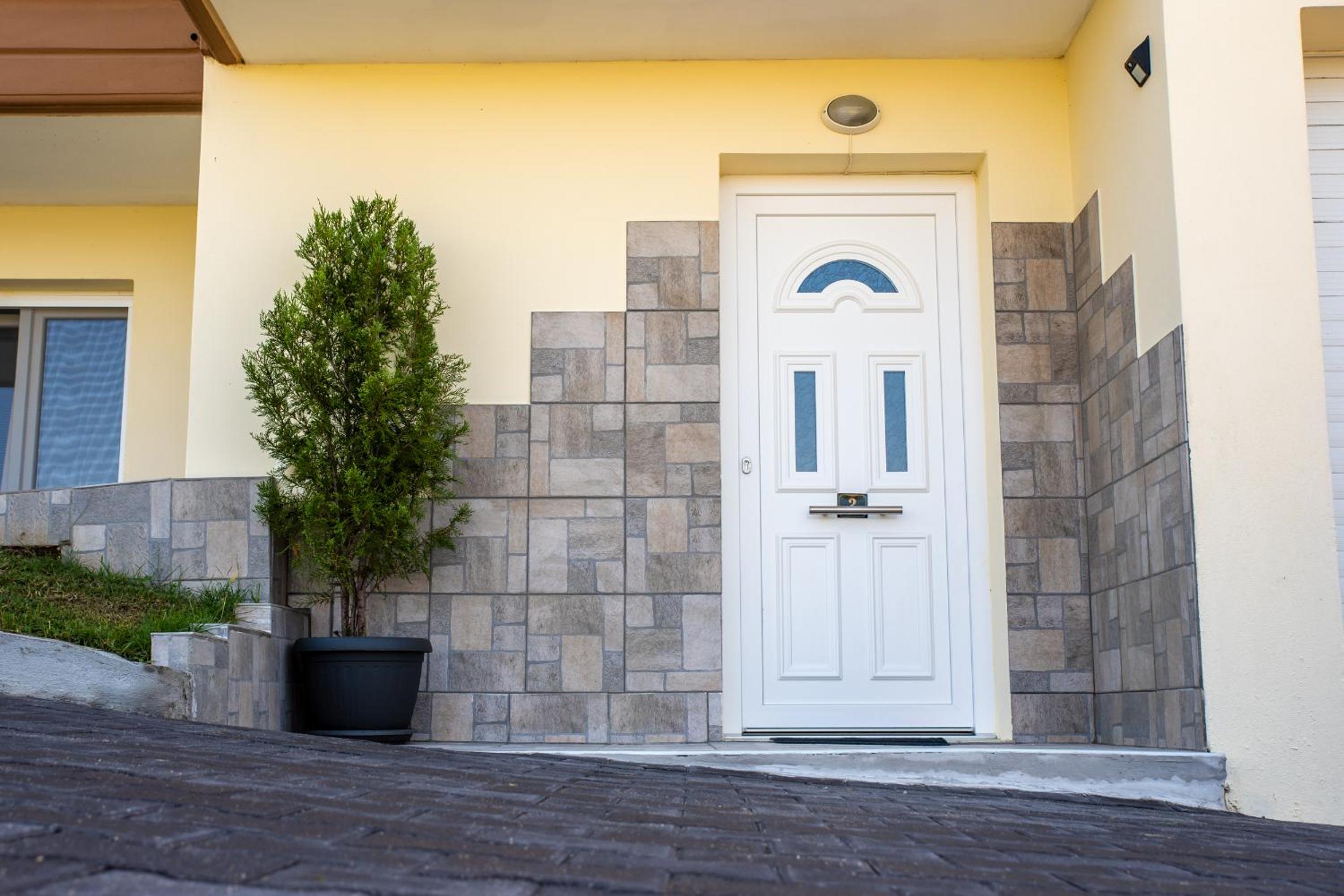 Hotel IVI'S KAVALA - Image 1