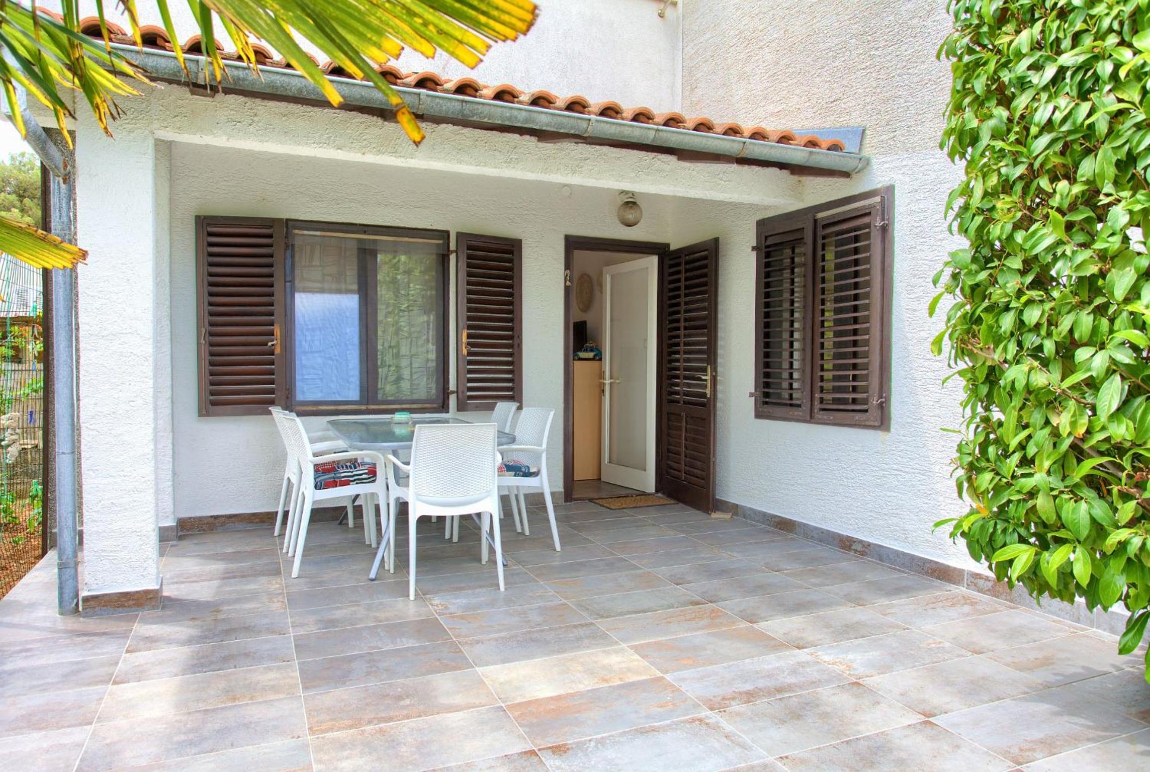 Apartments Dubravka view 2