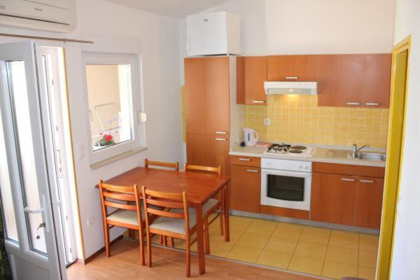 Apartments Nikolina view 5