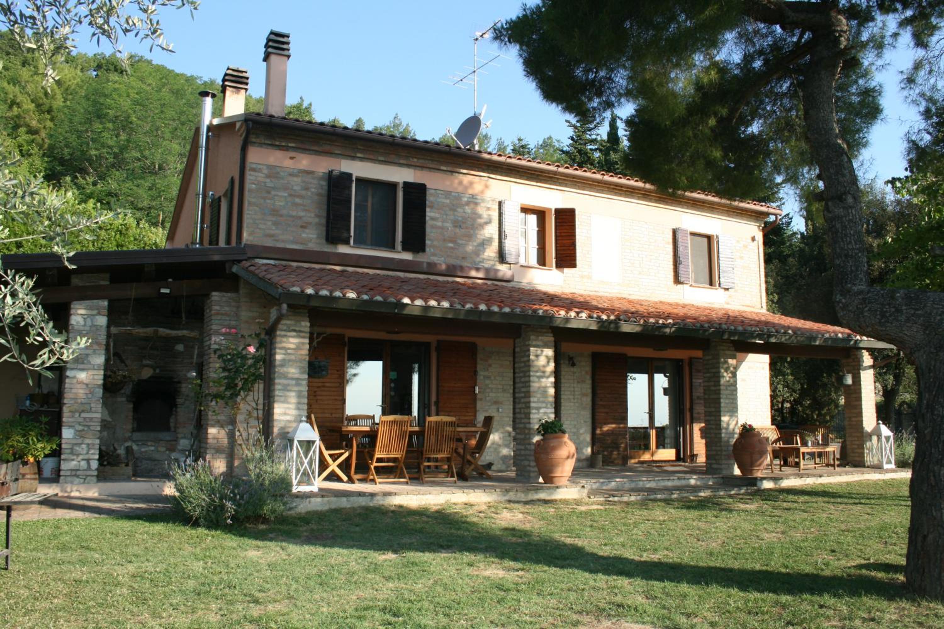 Cornio Delle Fronde