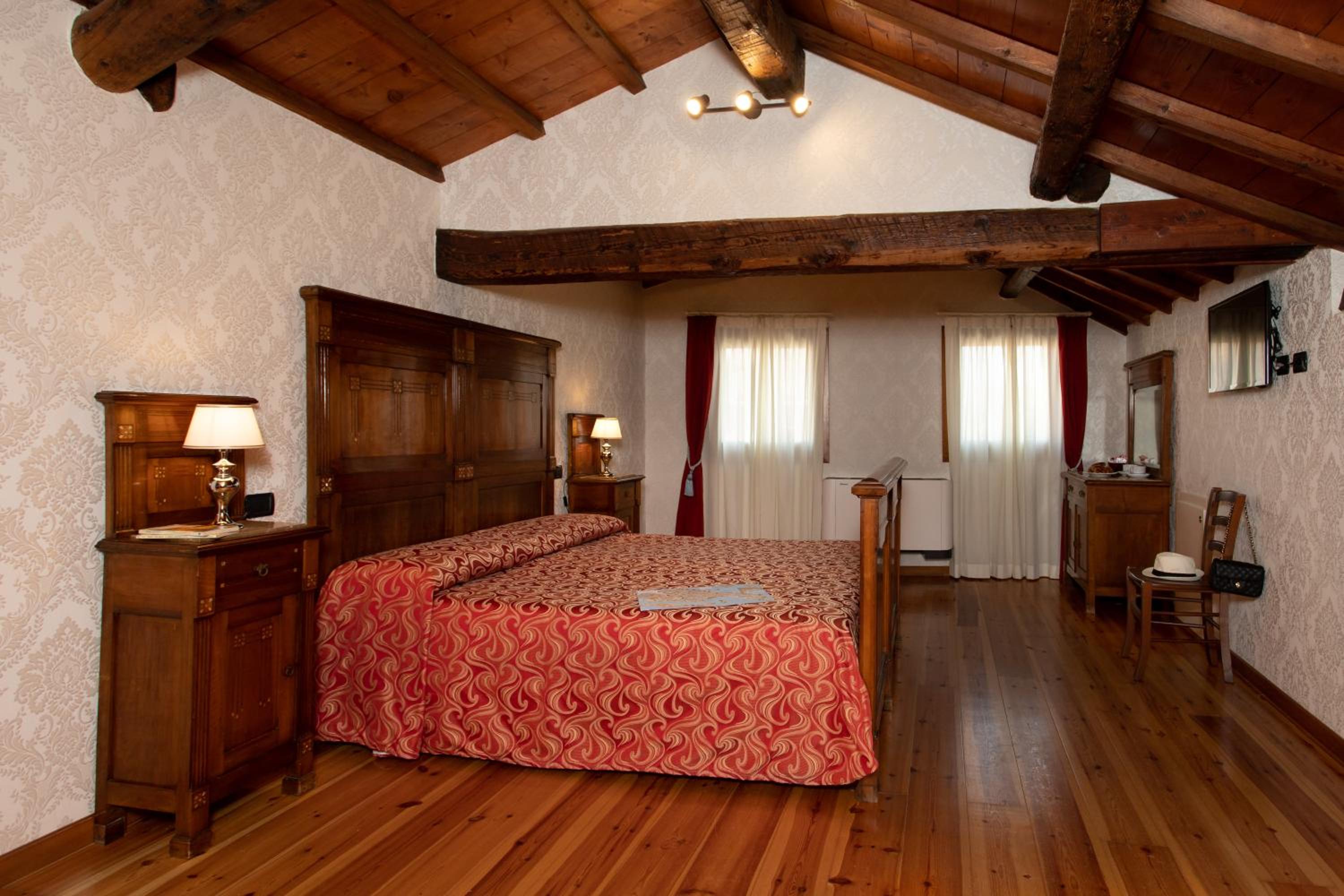 Charming Palace Santa Fosca