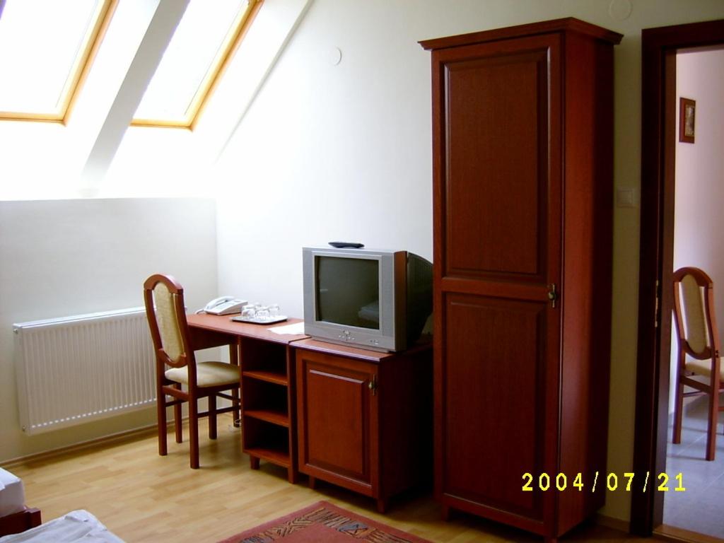 Photo 28