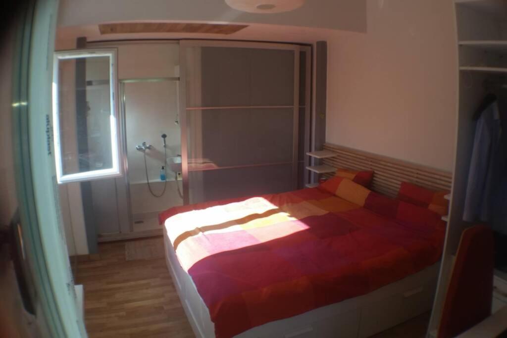 Air conditioned STUDIO in quite garden with barbecue Athens