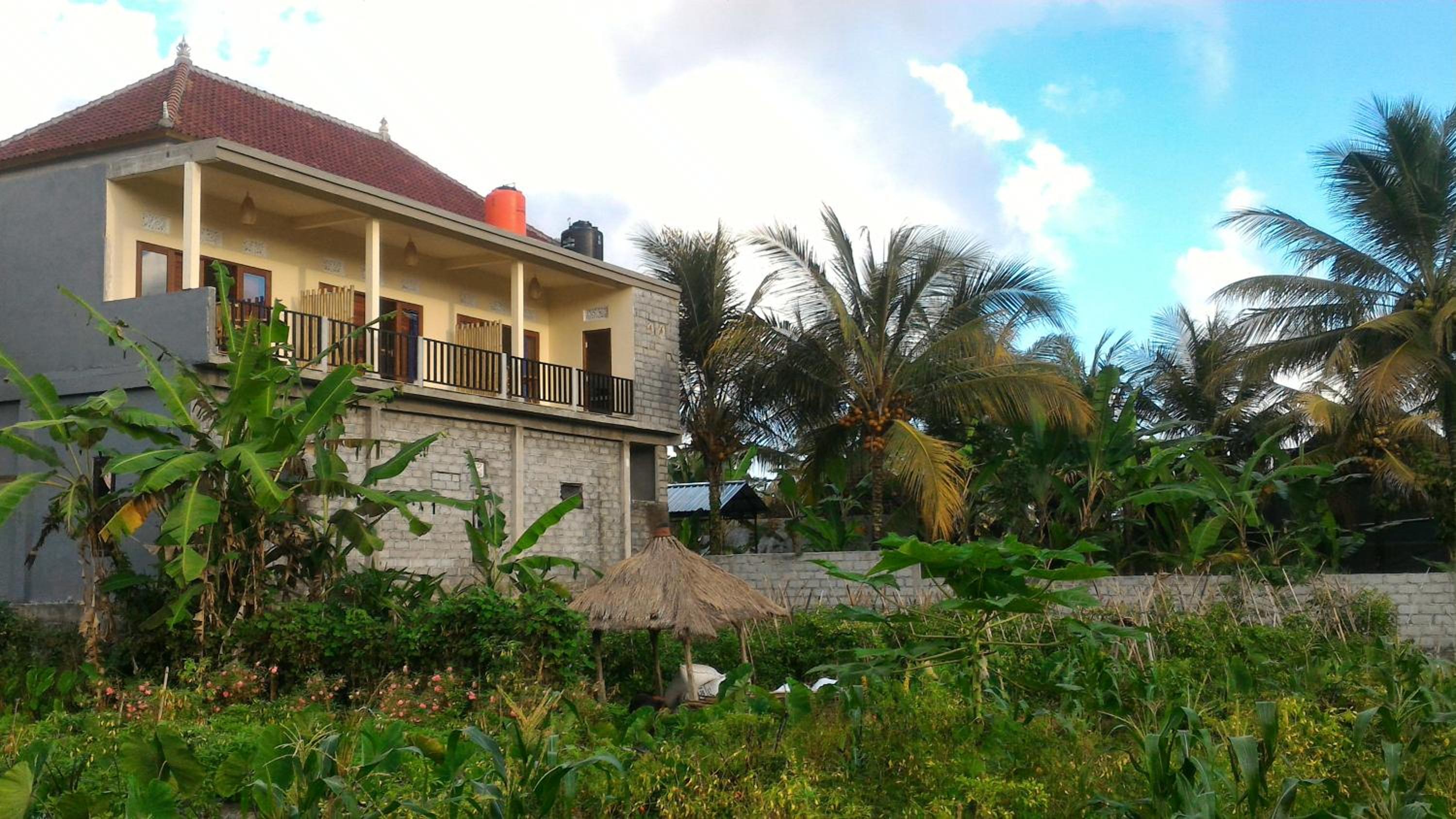 Mantra Guesthouse Sidemen view 4