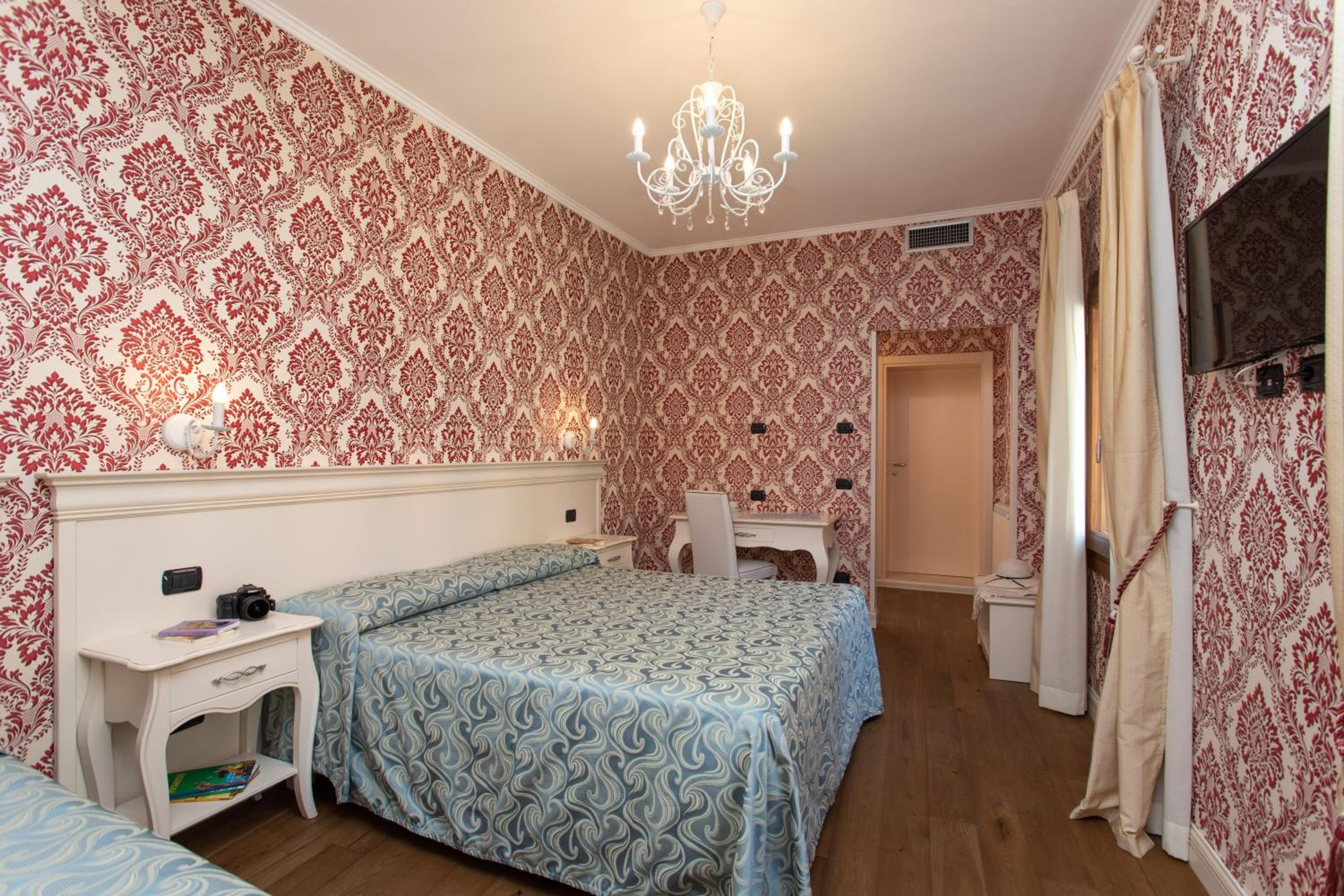 Charming Palace Santa Fosca