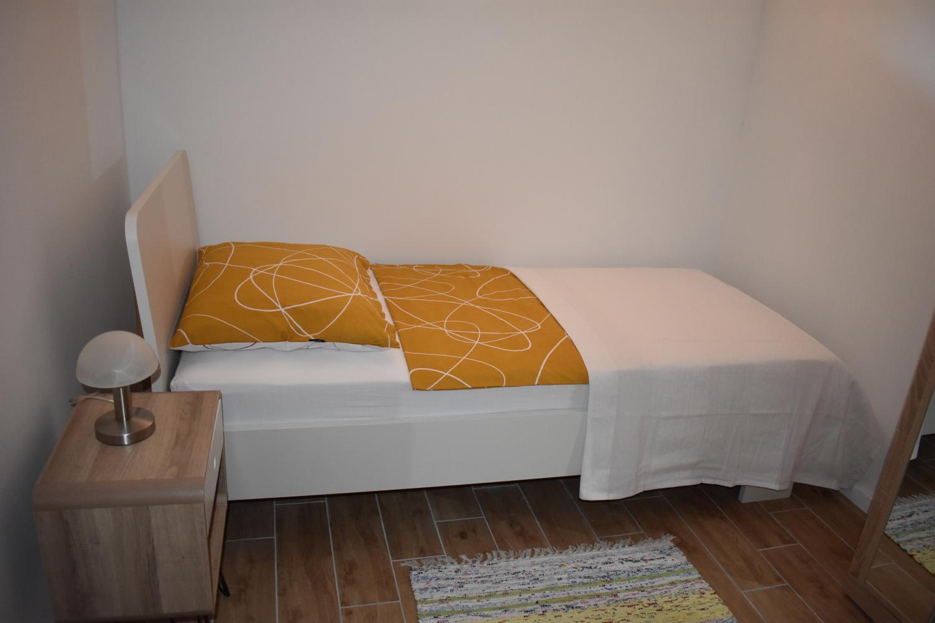 Apartman Tomki - modern, refurbished 2 bedroom apartment - 4 guests photo 3