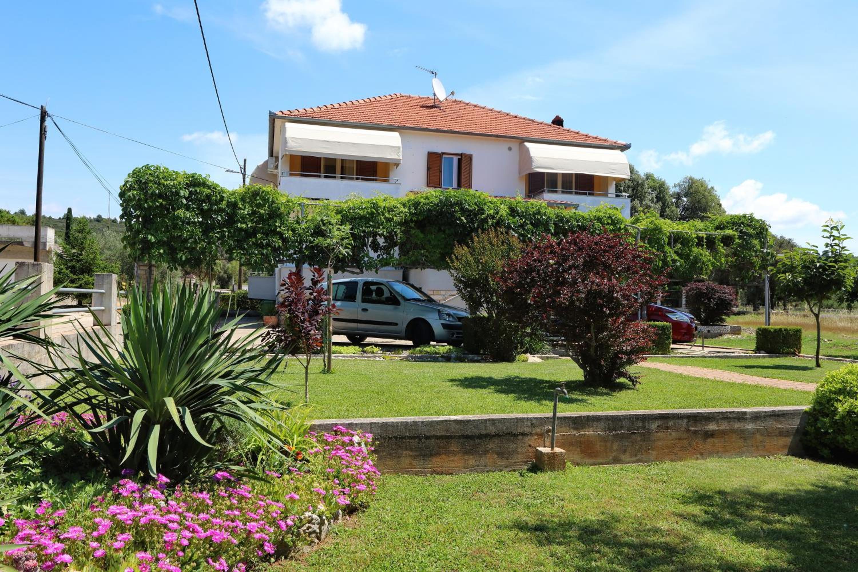 Apartmani Marta view 2