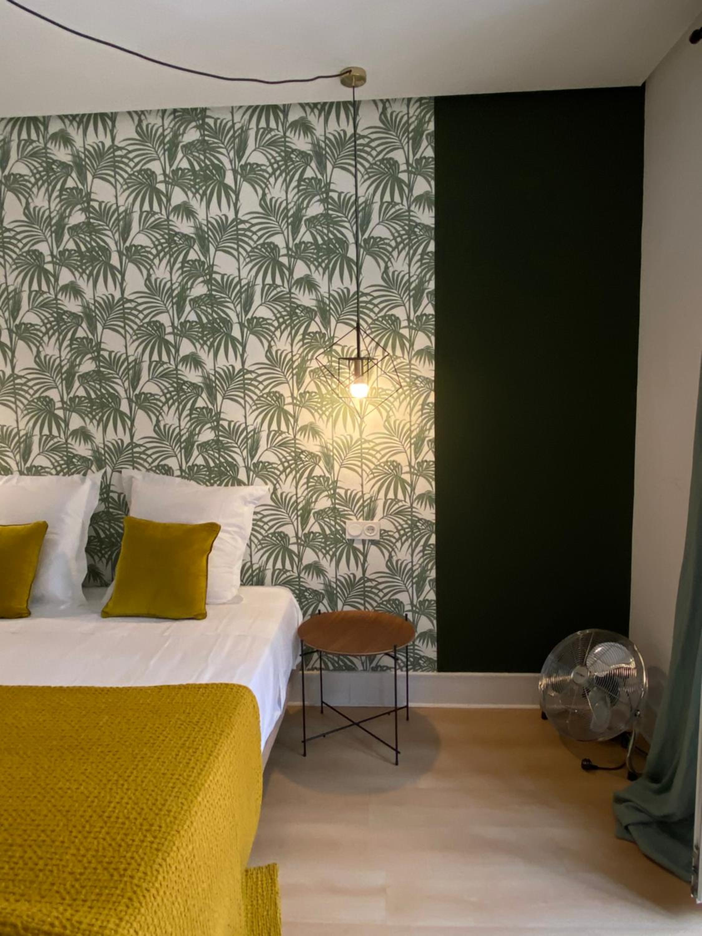 Usandizaga Apartment, Second line beach, free Parking