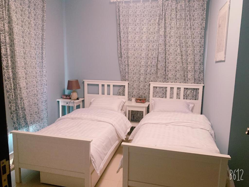 Villa Townhouse Al waha king Abdallah economy city