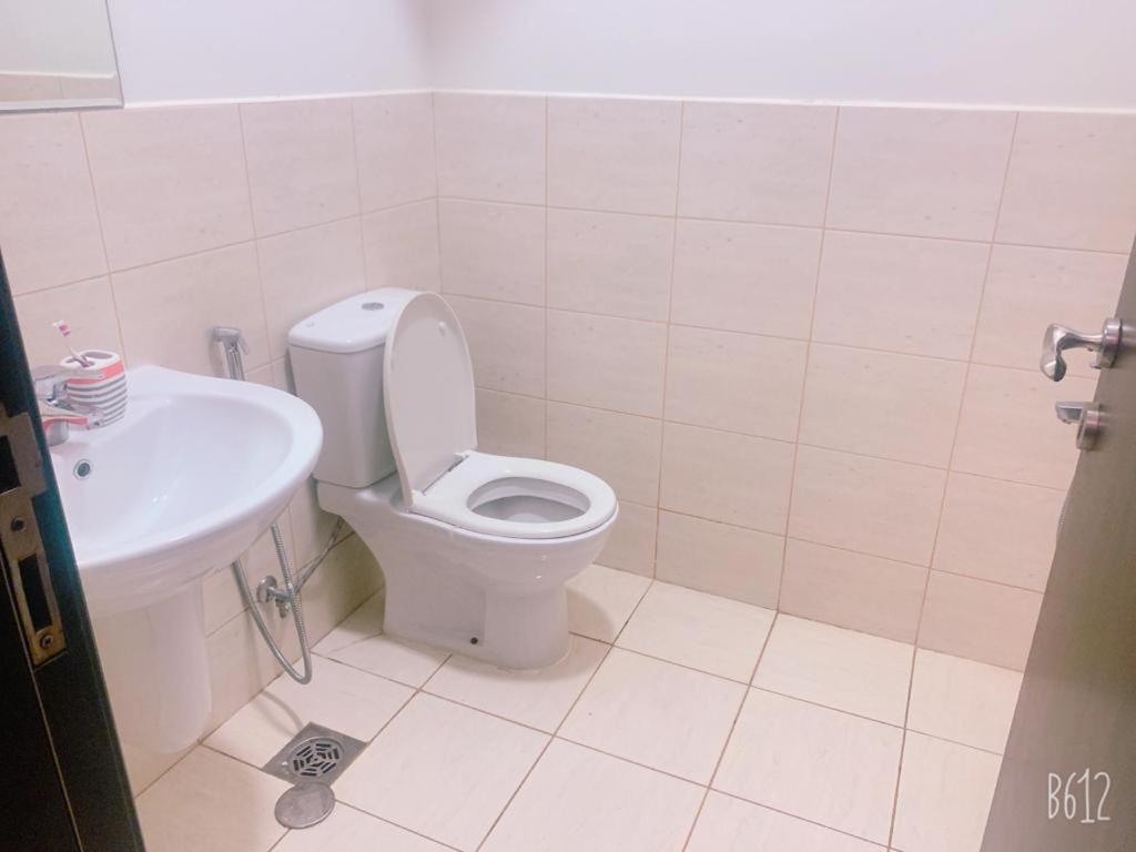 Villa Townhouse Al waha king Abdallah economy city