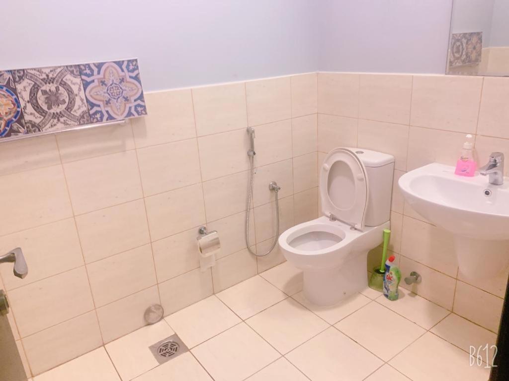 Villa Townhouse Al waha king Abdallah economy city — photo 15