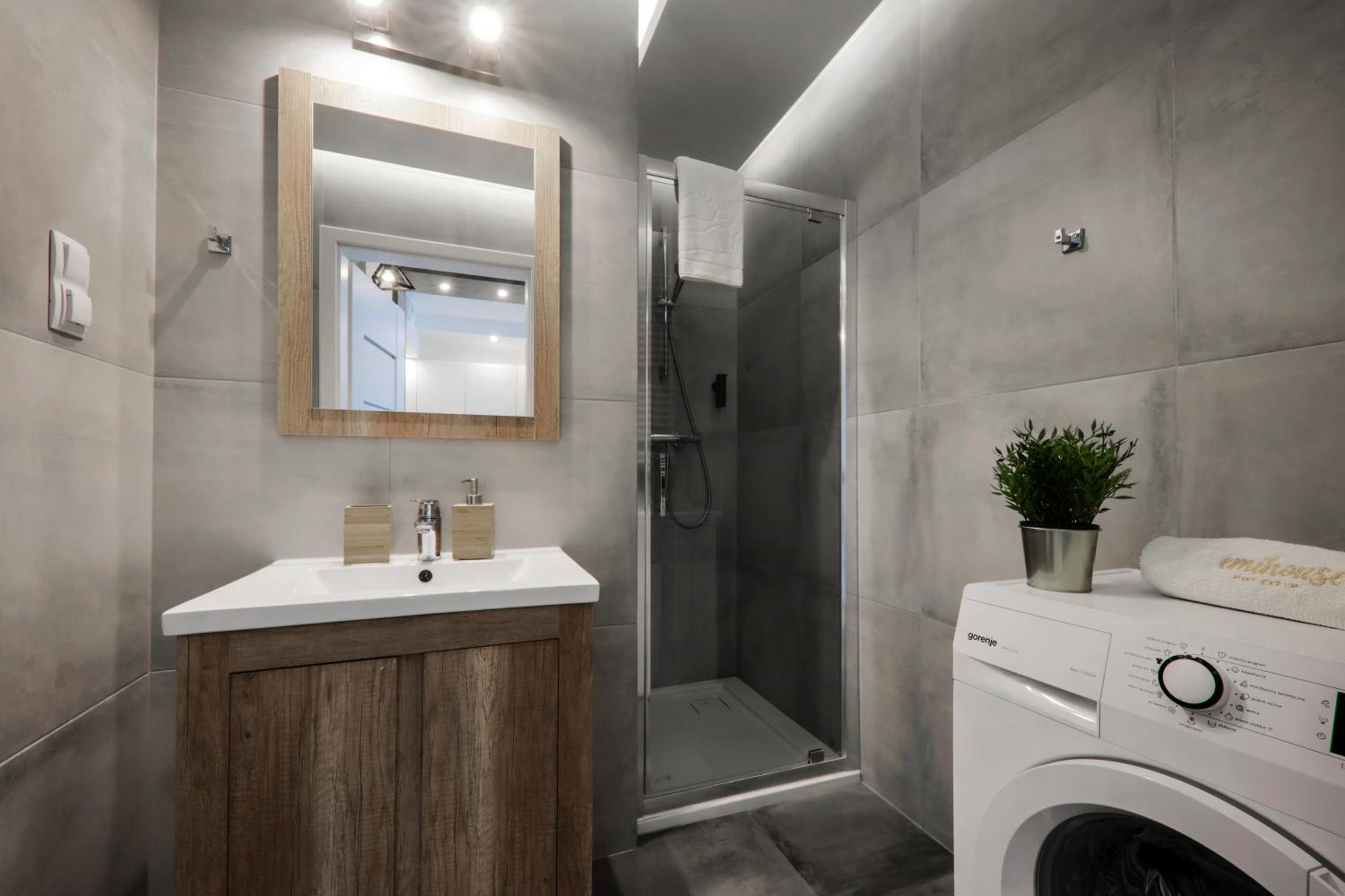Emihouse CityVibe Apartments