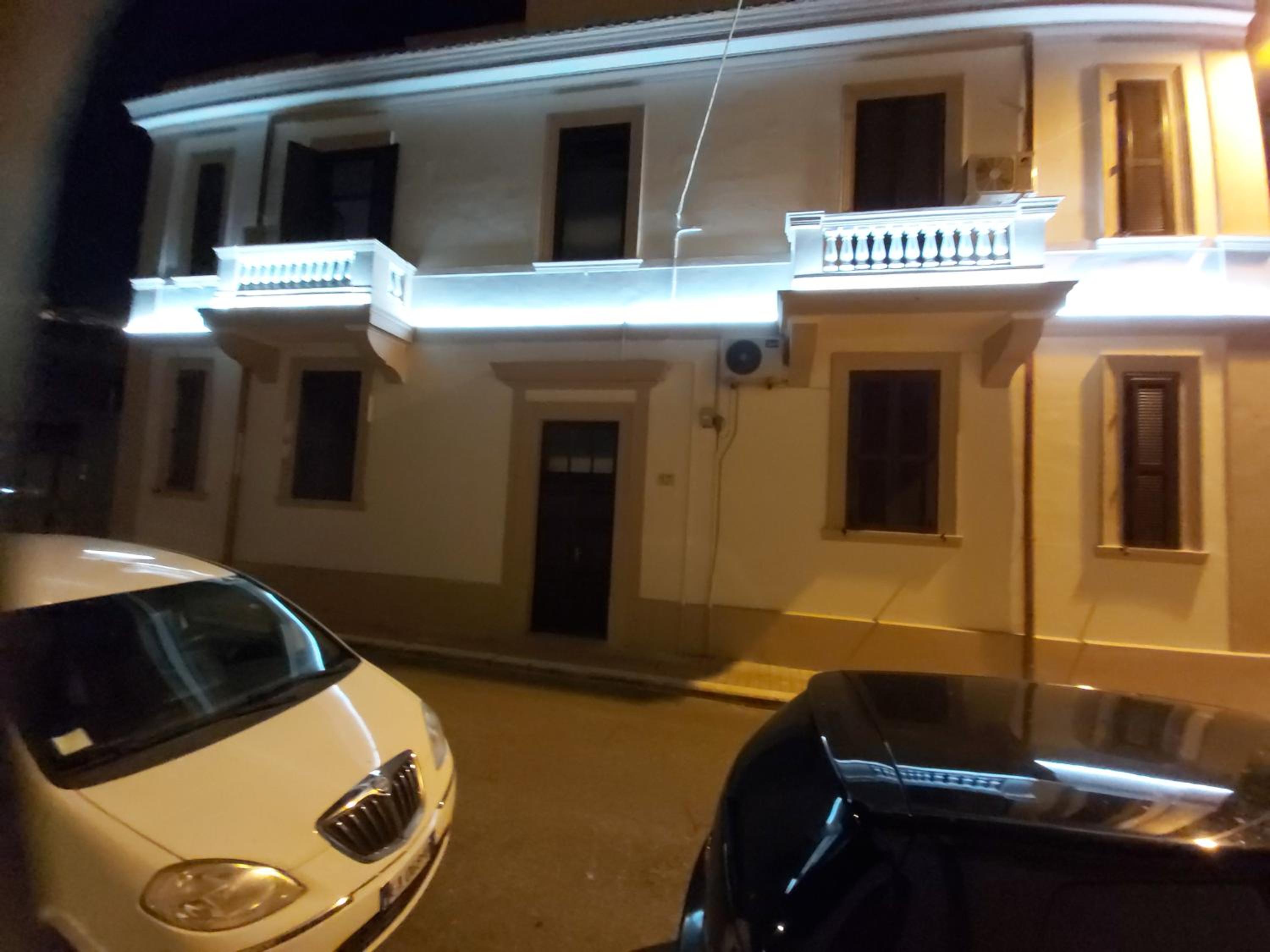 WHOLE HOLIDAY HOME APARTMENT FANTASTIC CIVITAVECCHIA da Pamino & Priscilla con due Camere letto!