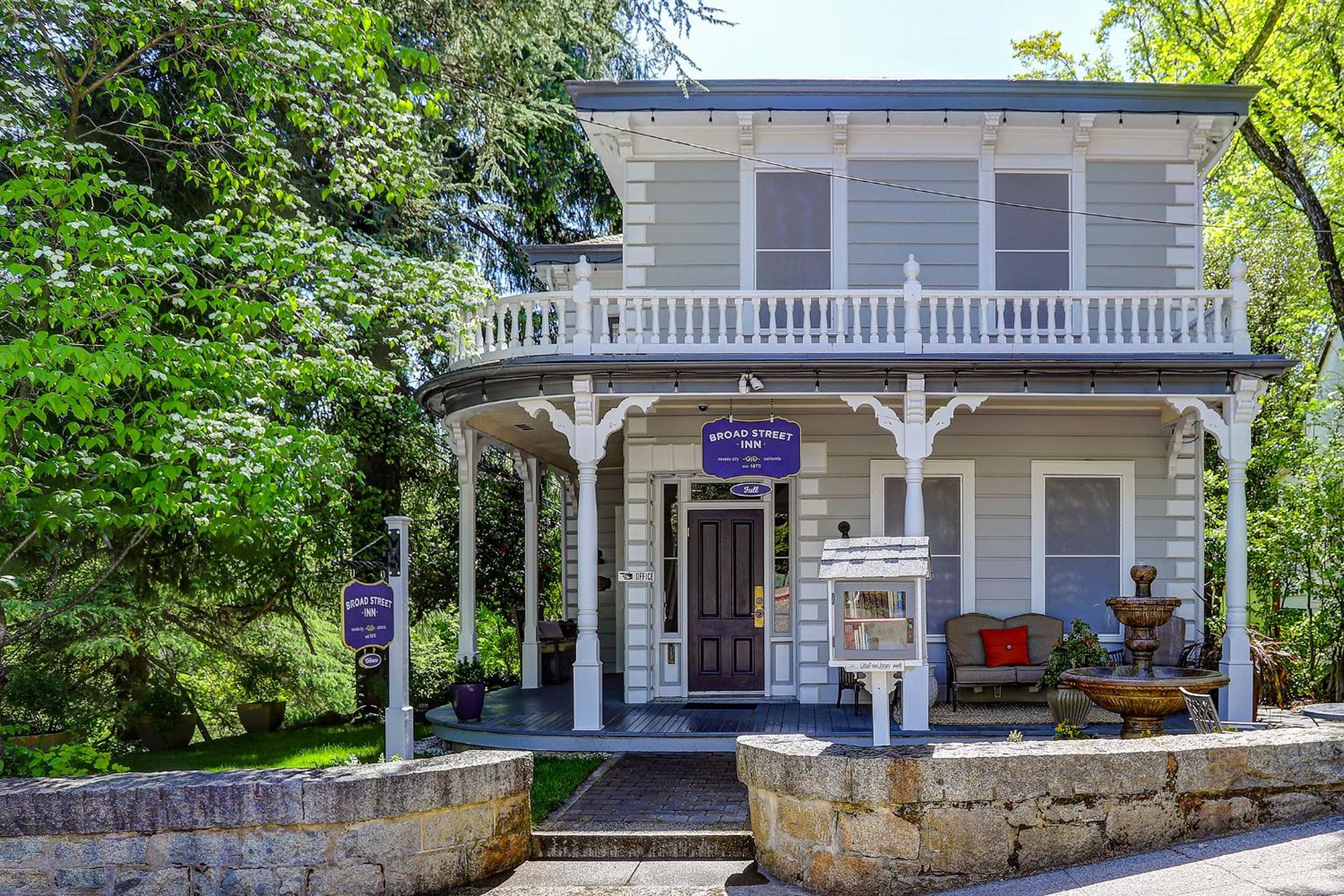 Grass Valley Vacations - Broad Street Inn - Property Image 1