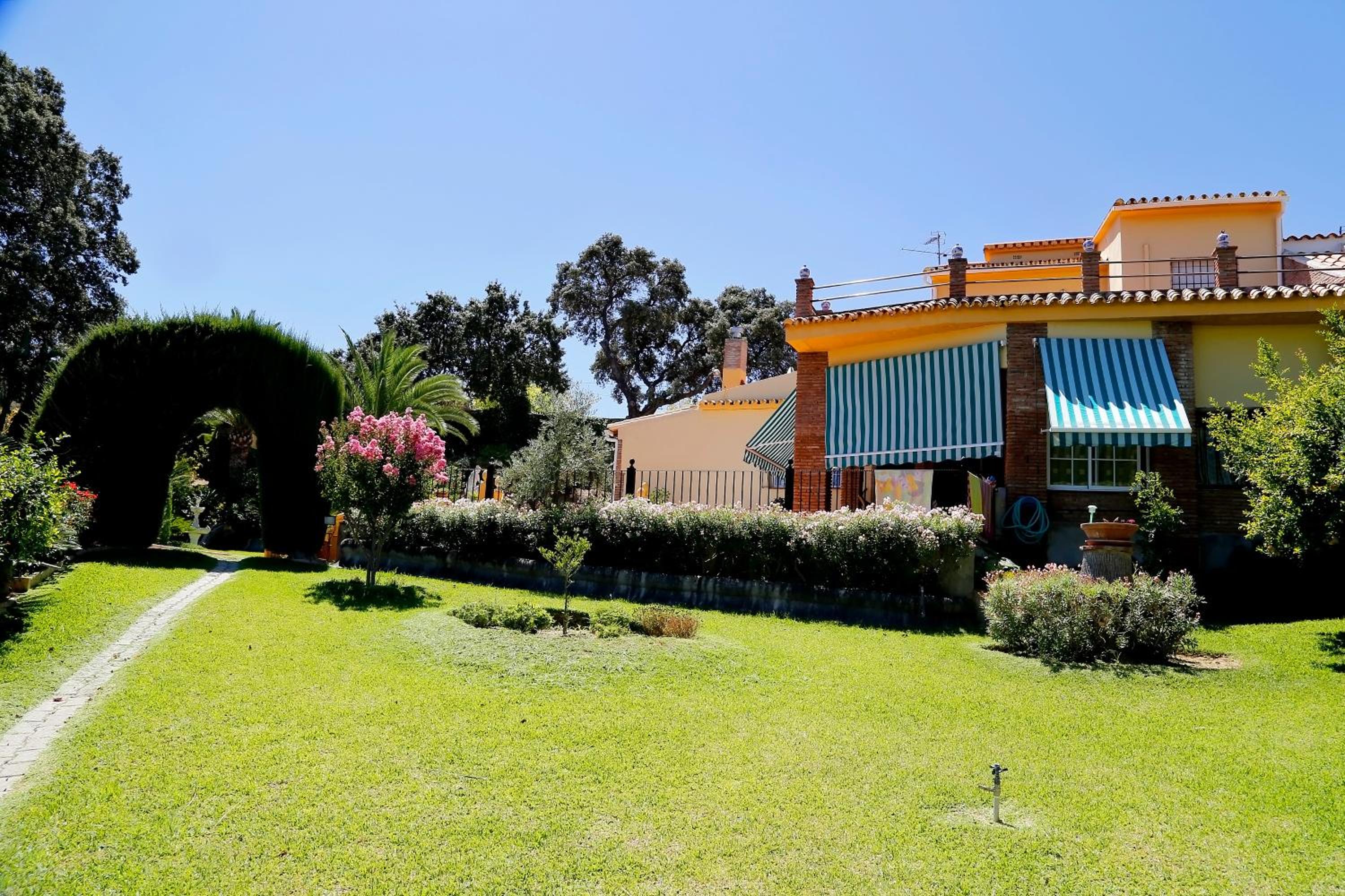Finquilla Caromar