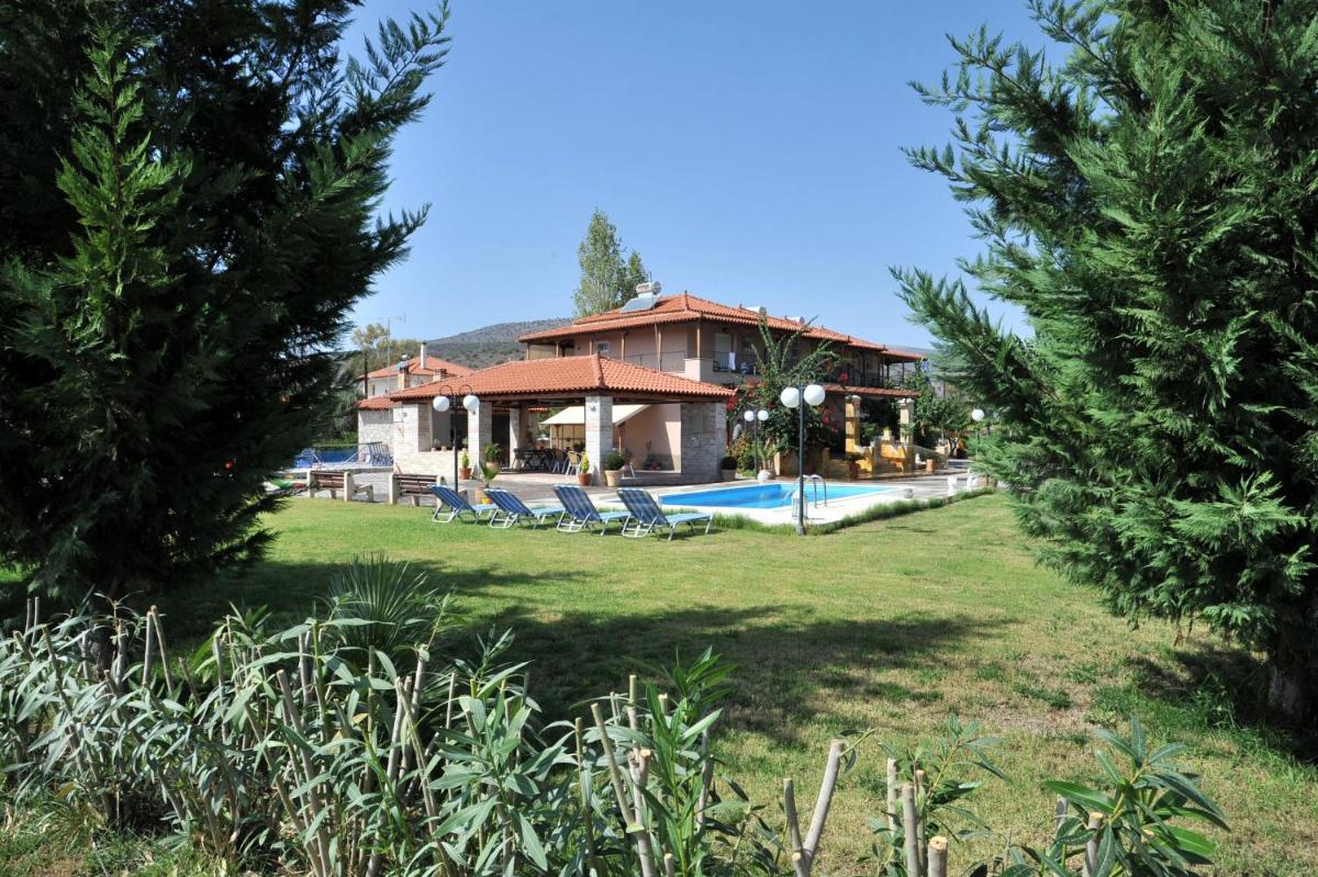 Angelos Kandia Apartments