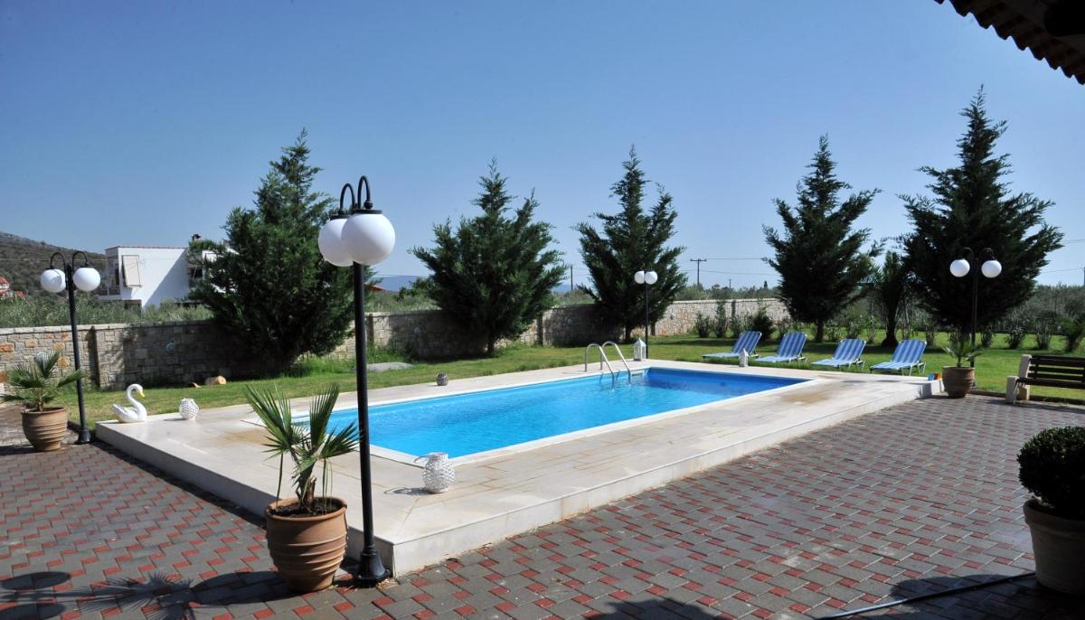 Angelos Kandia Apartments