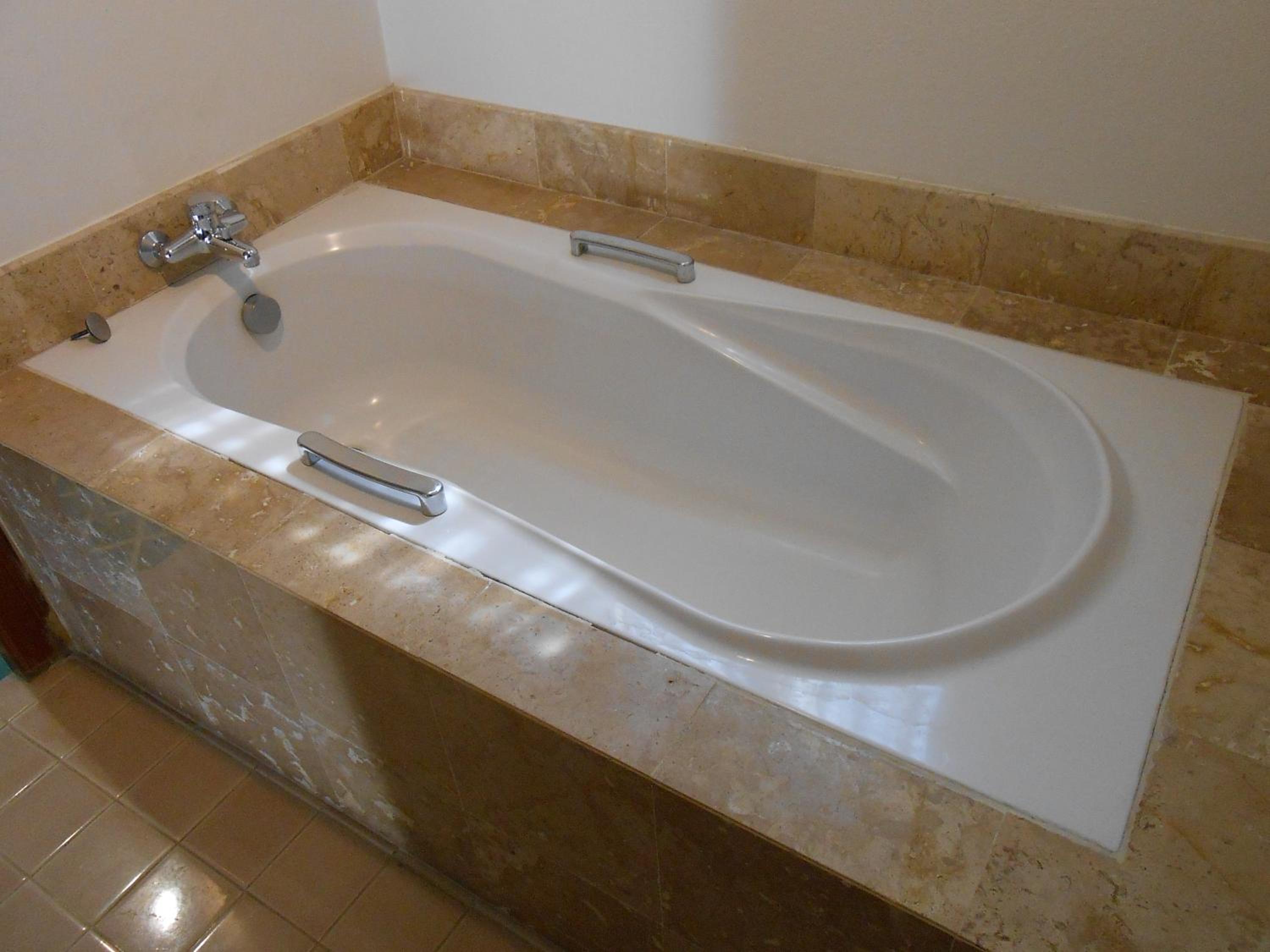 Jacuzzi
