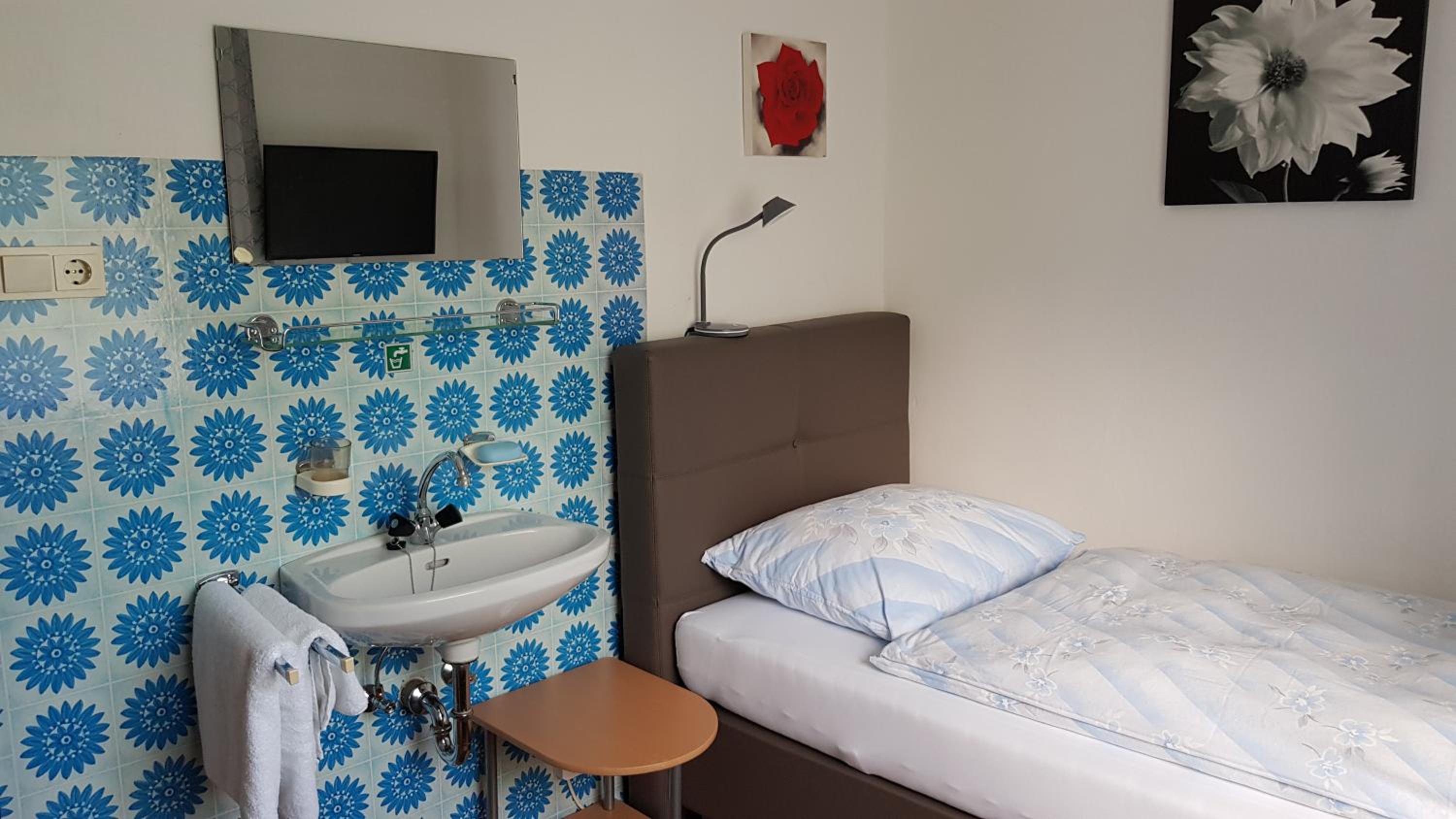 Photo 19