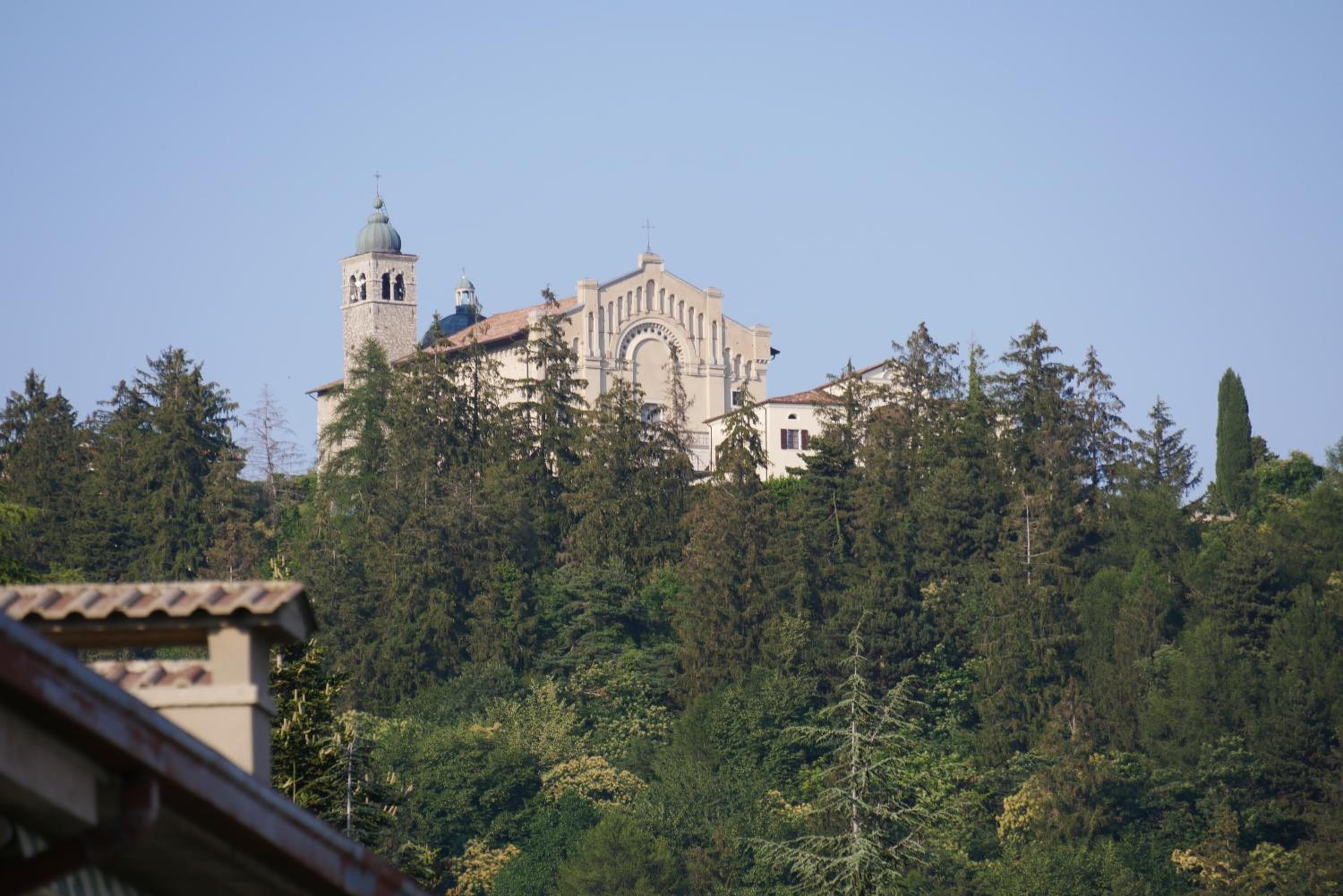 Photo 25