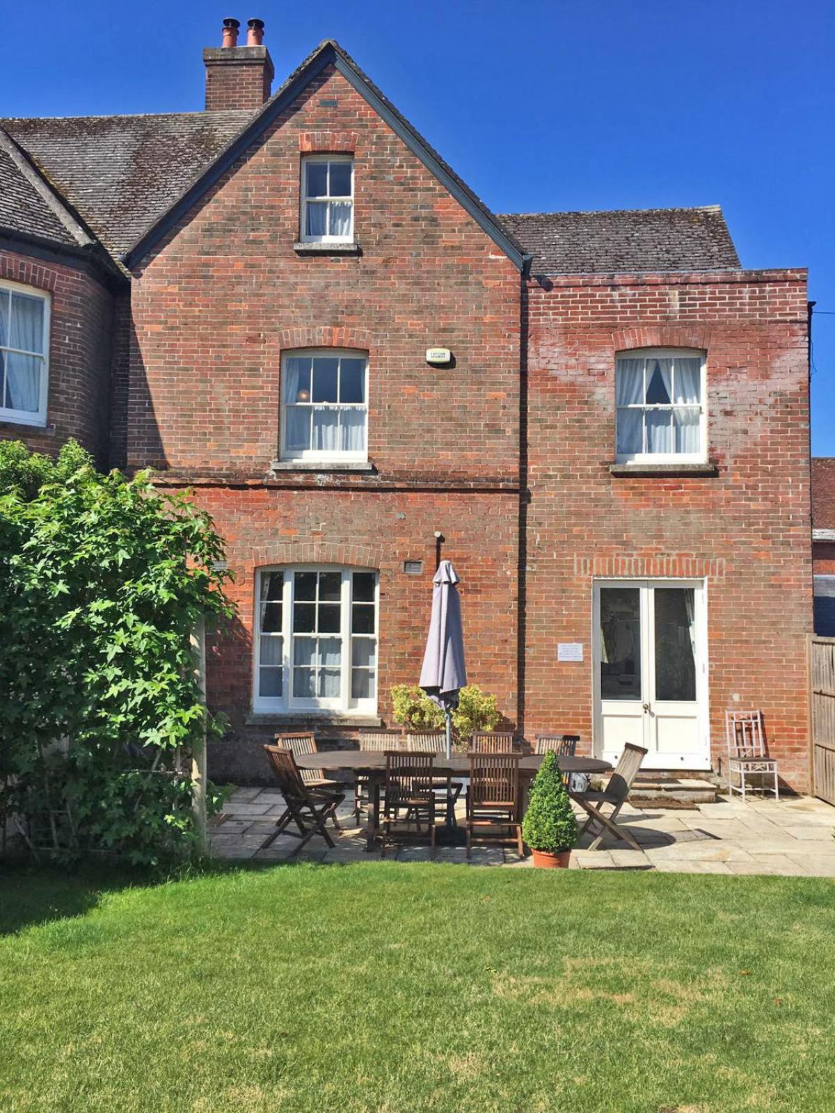 Quay Corner, 5 bed house, Christchurch Dorset view 3
