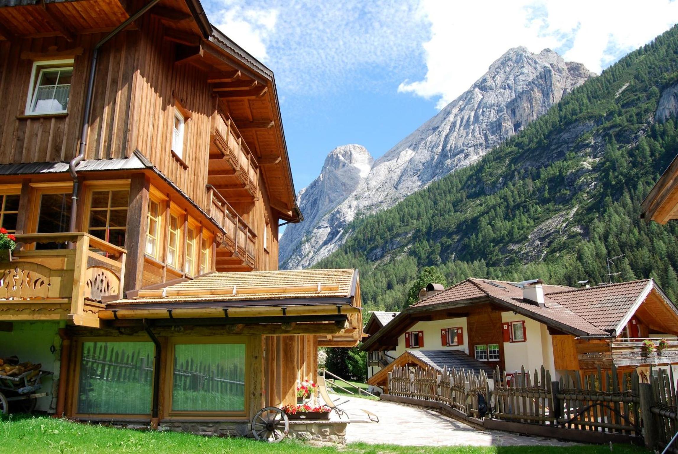 Chalet Tobià Apartments