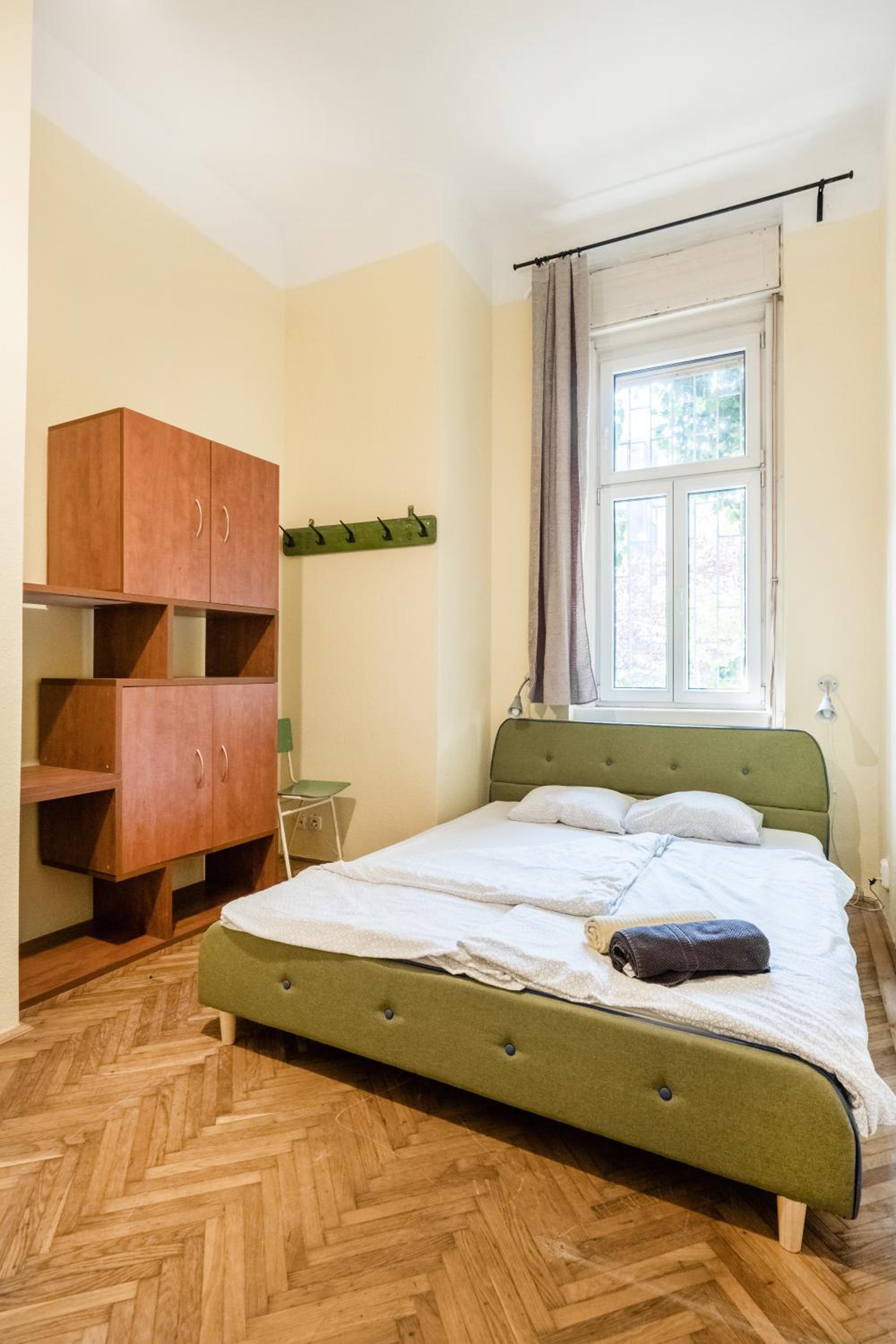 Baroque Hostel & Coworking