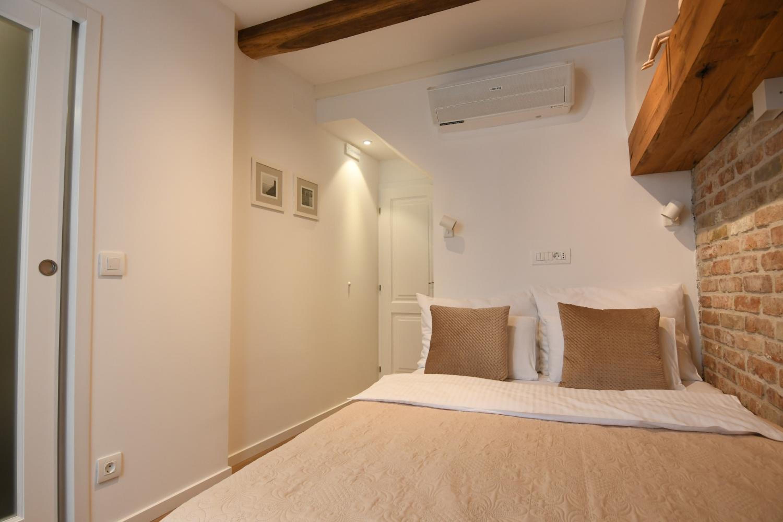 Live Laugh Love Dubrovnik Luxury Rooms