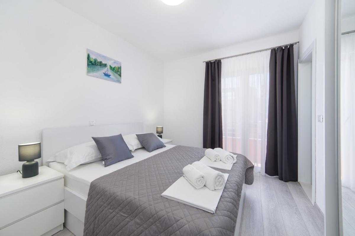 Apartments Deluxe Vučko view 3