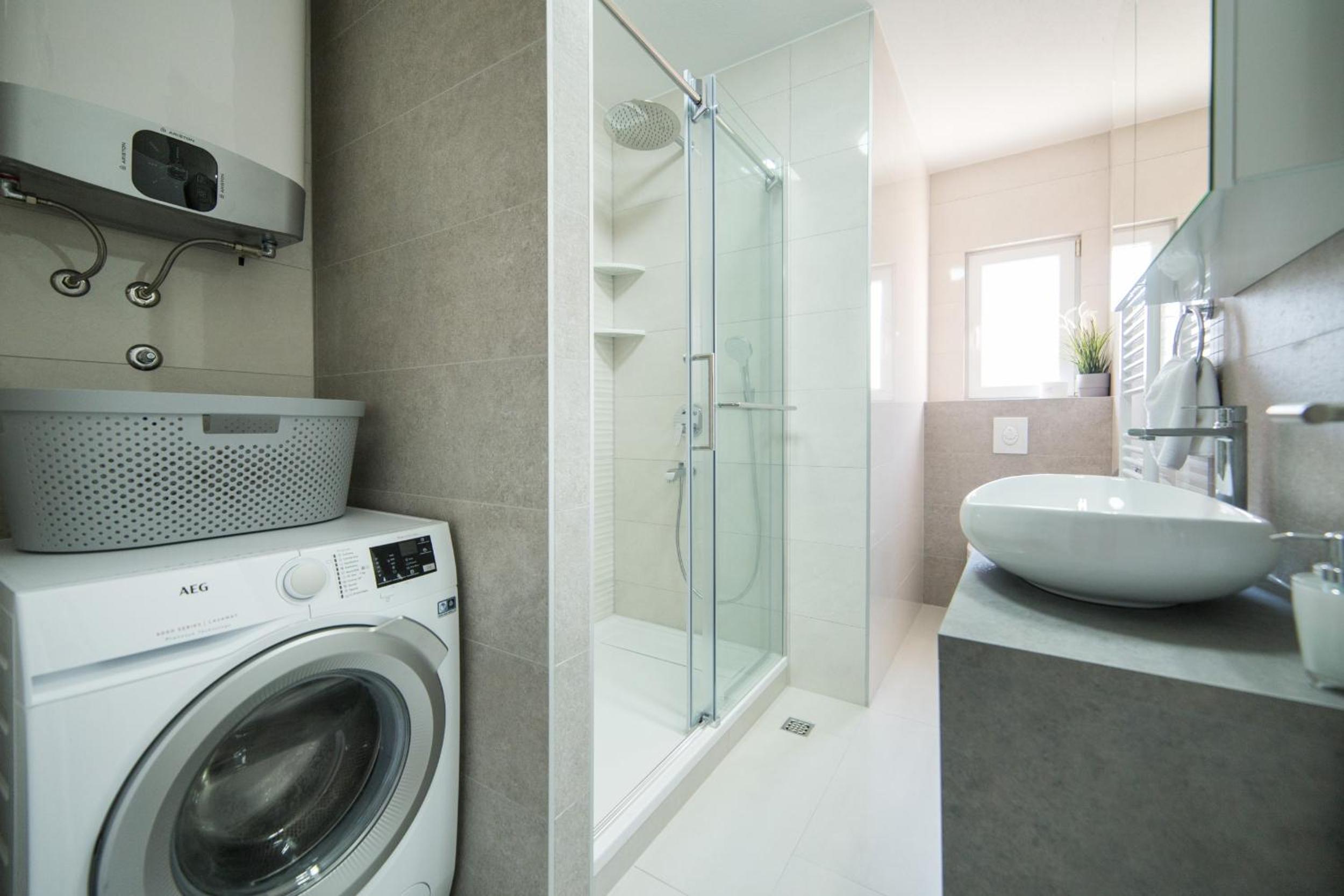 Apartments Deluxe Vučko view 5
